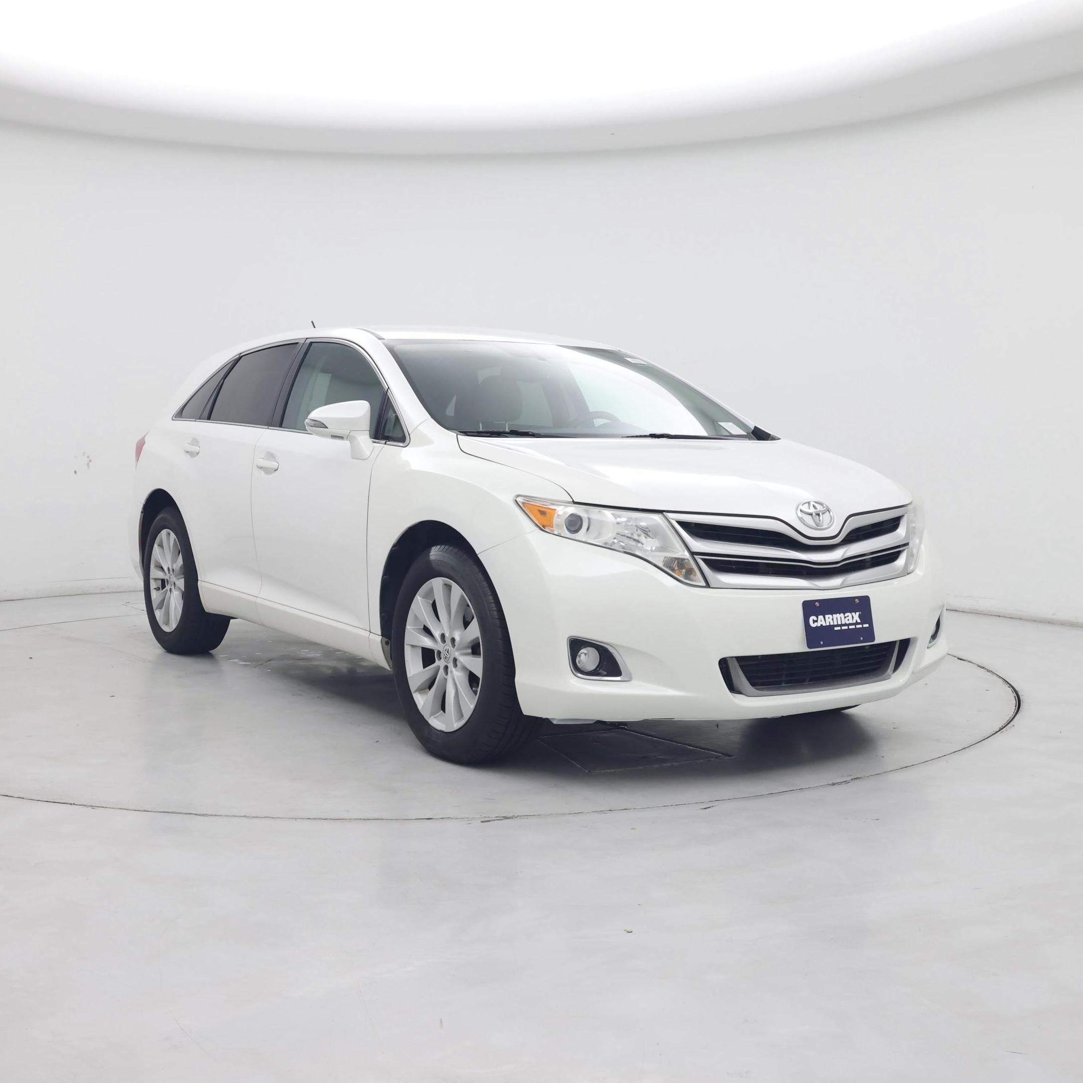 White 2015 Toyota Venza SUV / Crossover Front-Wheel Drive Automatic