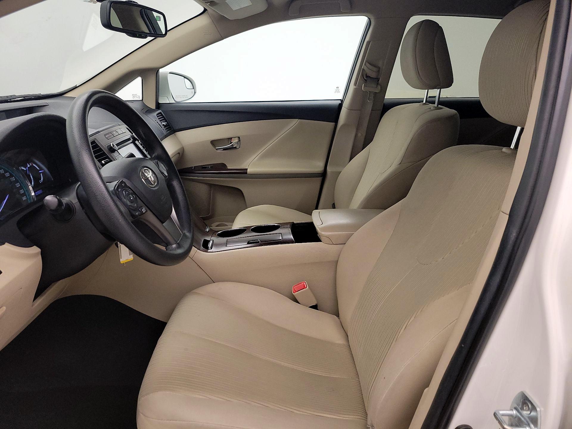 Thumbnail: 2015 Toyota Venza - 11