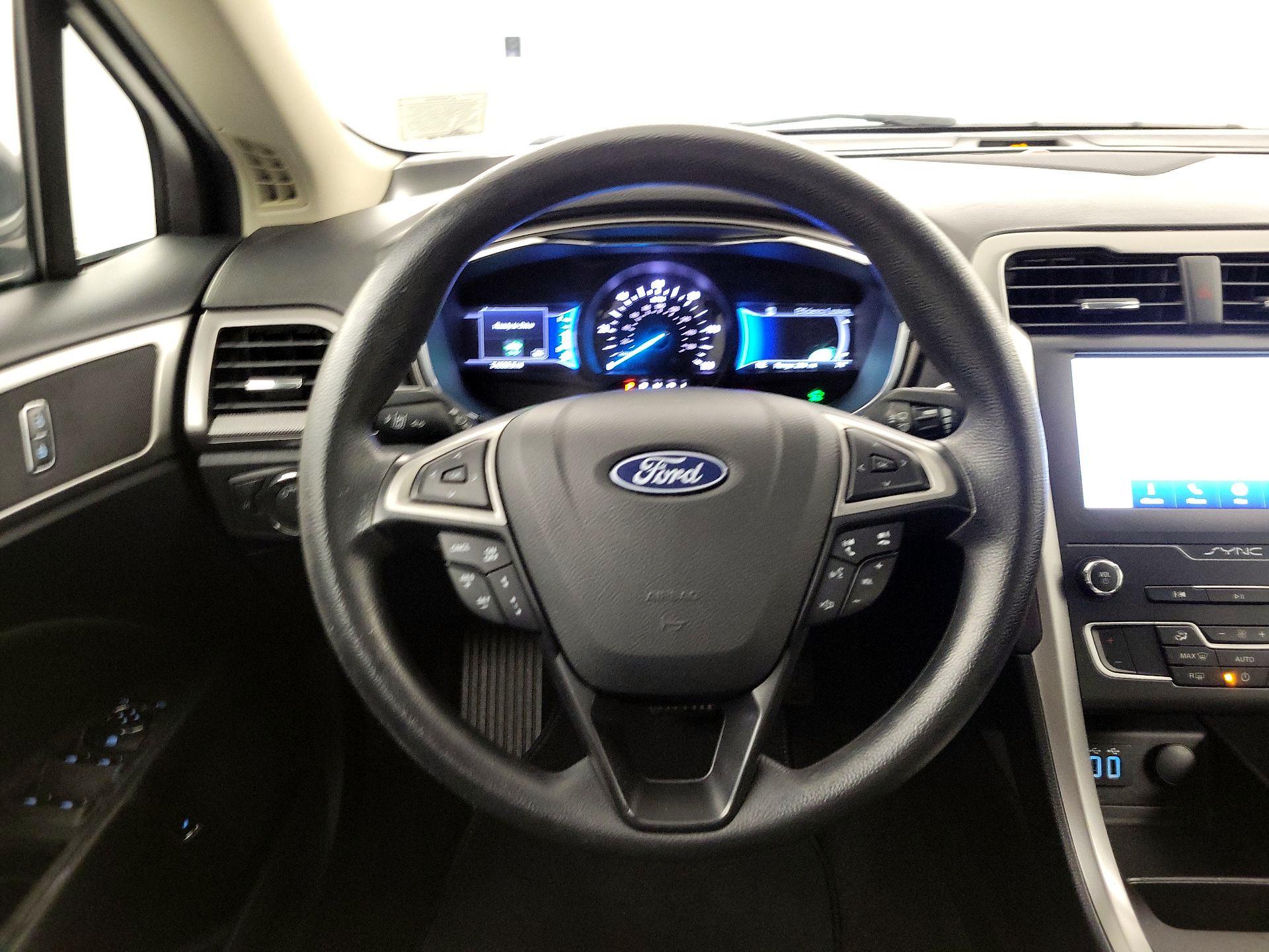 Thumbnail: 2020 Ford Fusion - 10