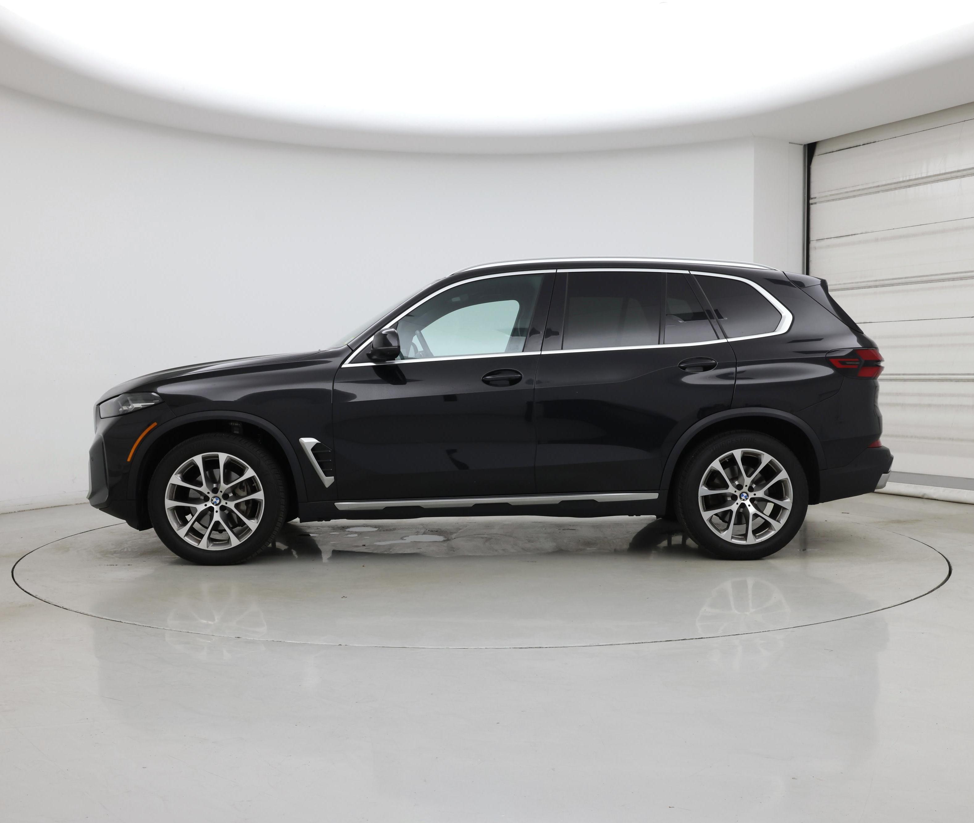 Thumbnail: 2024 BMW X5 - 3