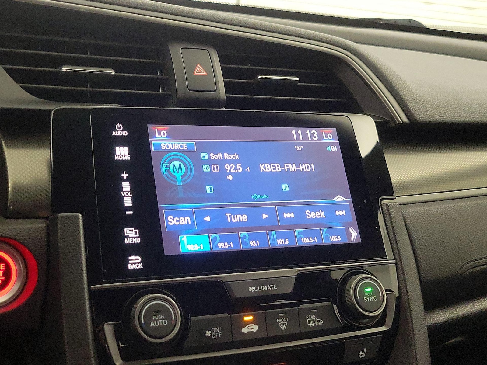 2018 Honda Civic Hatchback EX - Photo 16