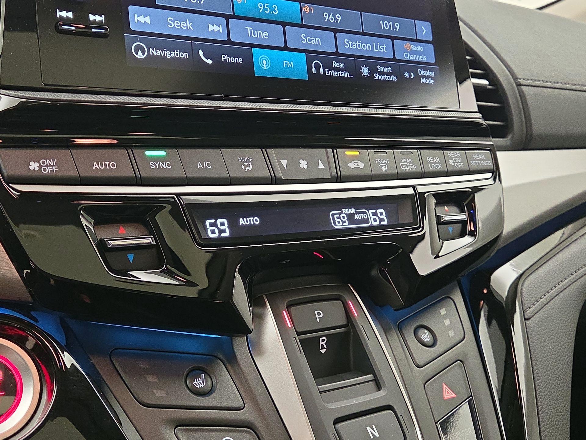 Thumbnail: 2025 Honda Odyssey - 17