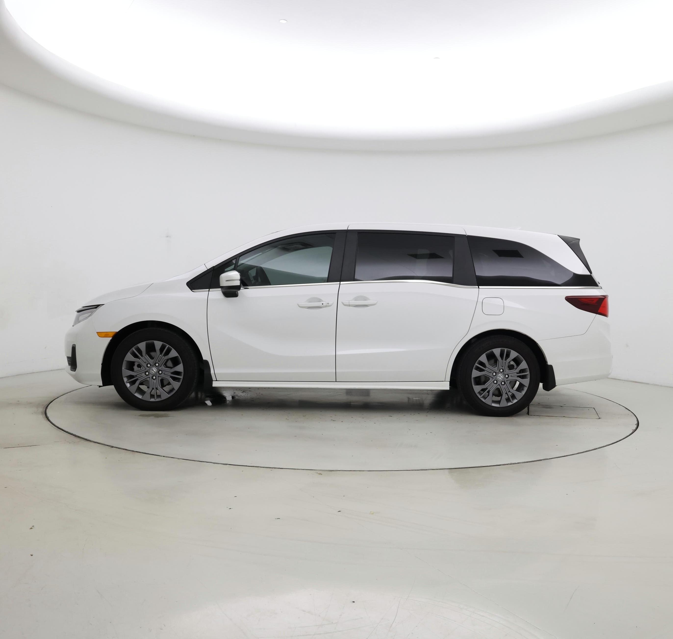 Thumbnail: 2025 Honda Odyssey - 3