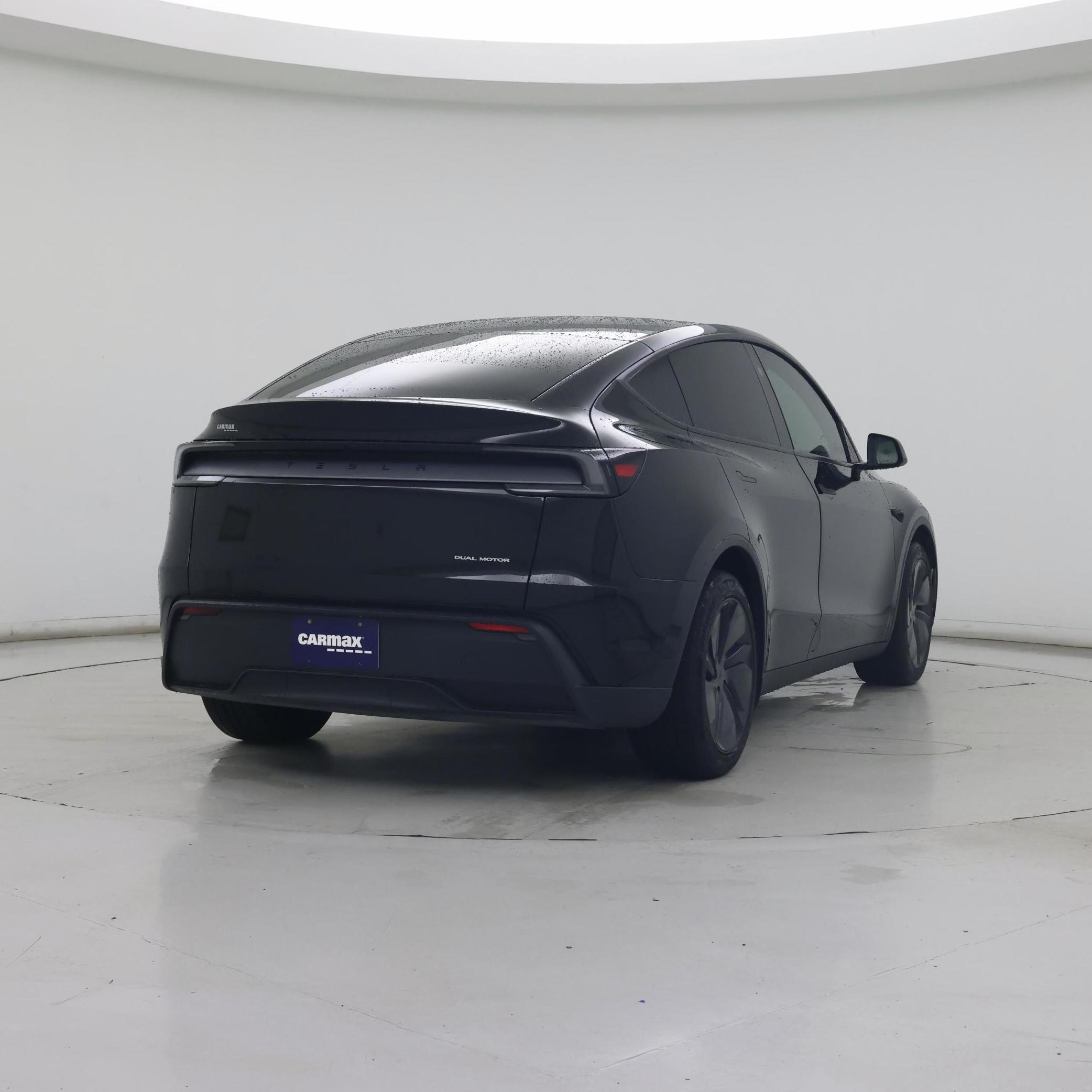 Thumbnail: 2026 Tesla Model Y - 8