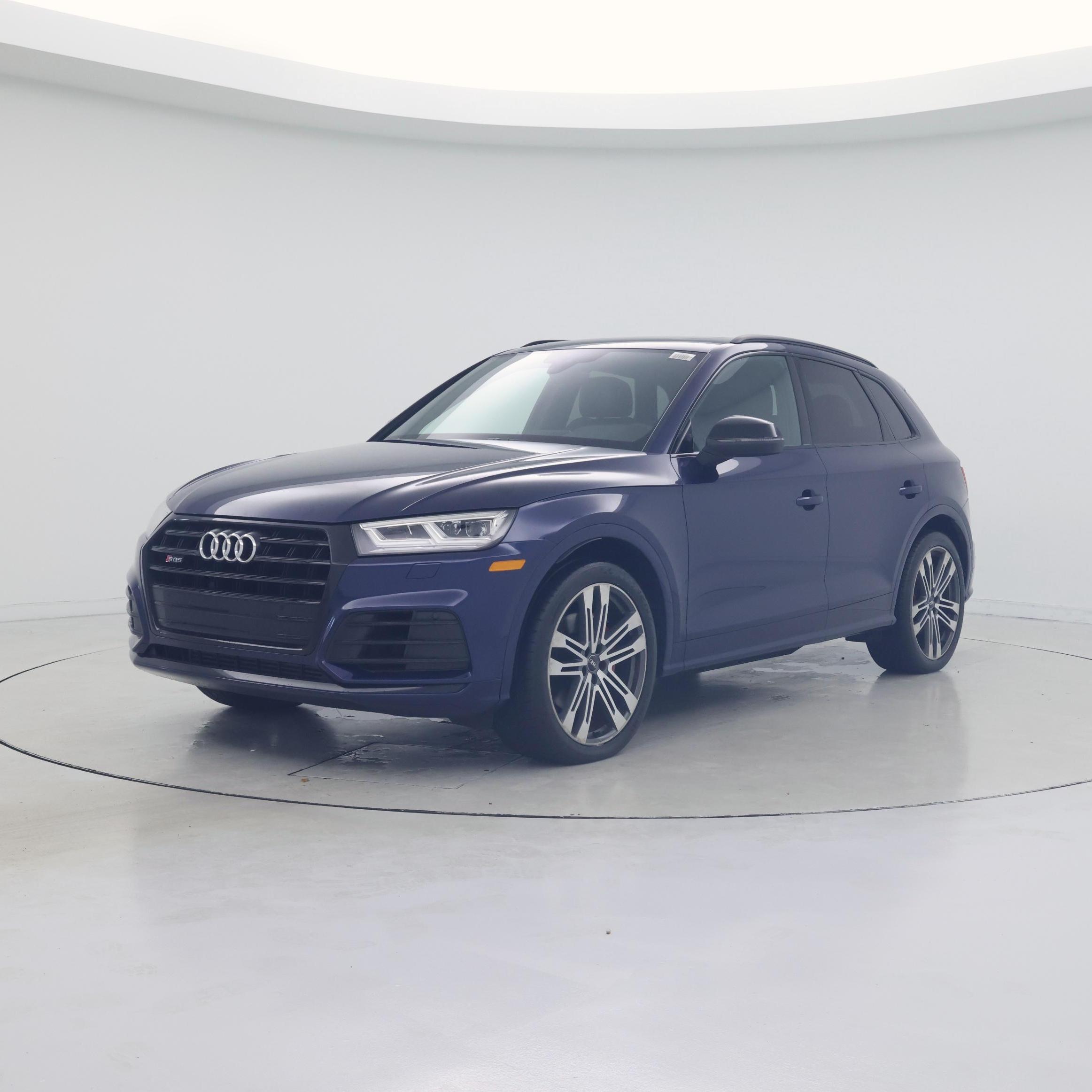 Thumbnail: 2020 Audi SQ5 - 4