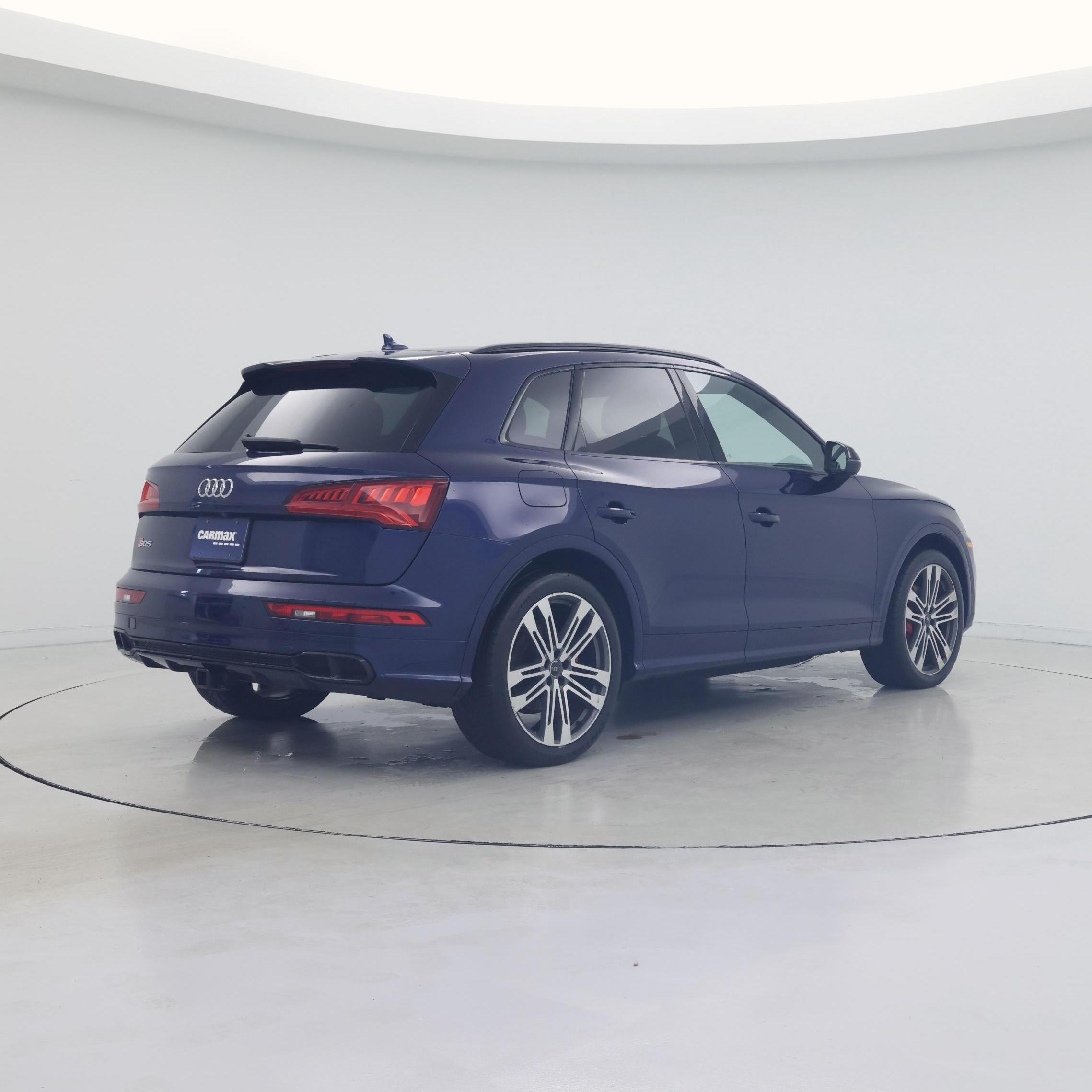 Thumbnail: 2020 Audi SQ5 - 8