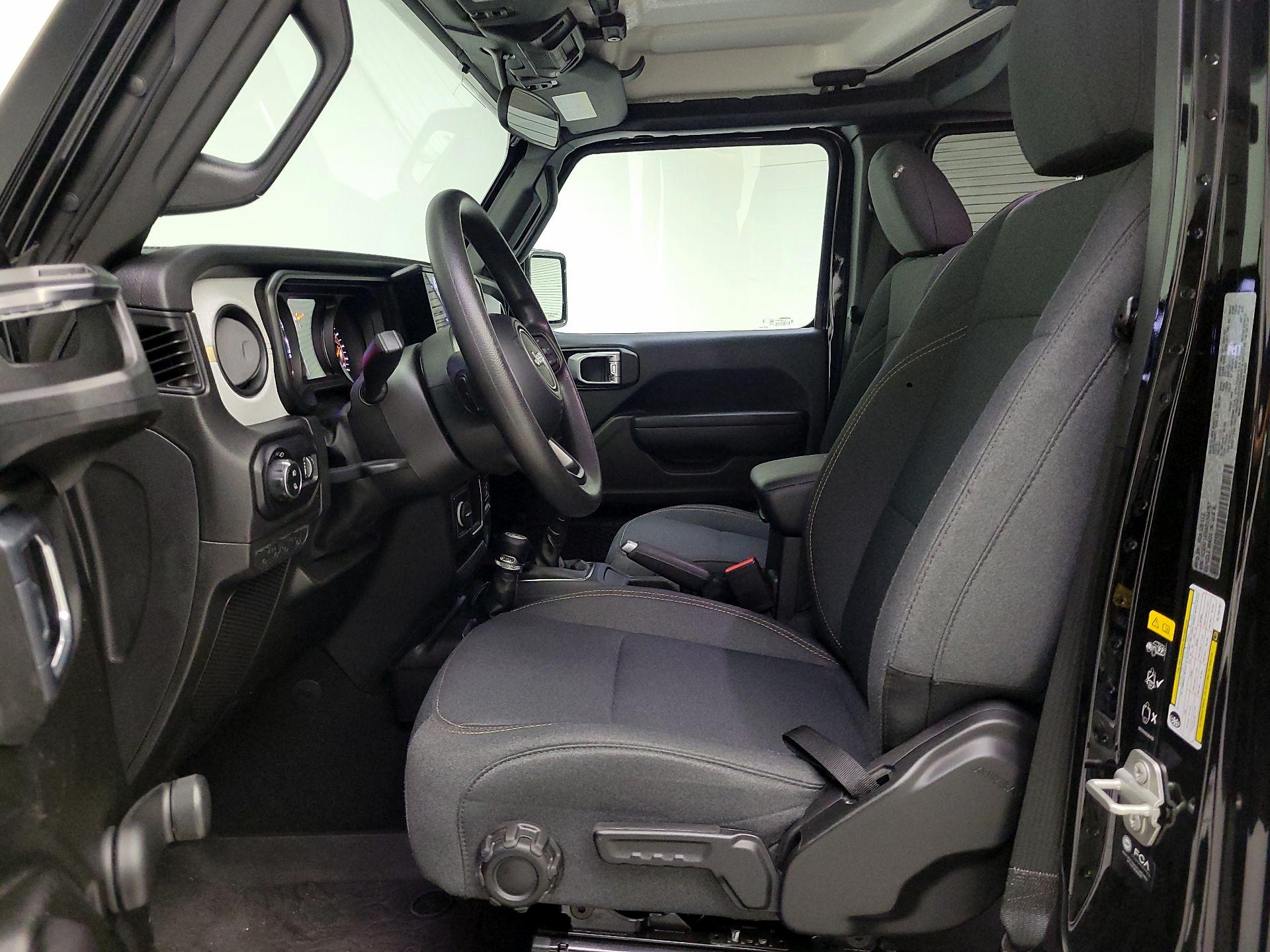 Thumbnail: 2024 Jeep Gladiator - 11