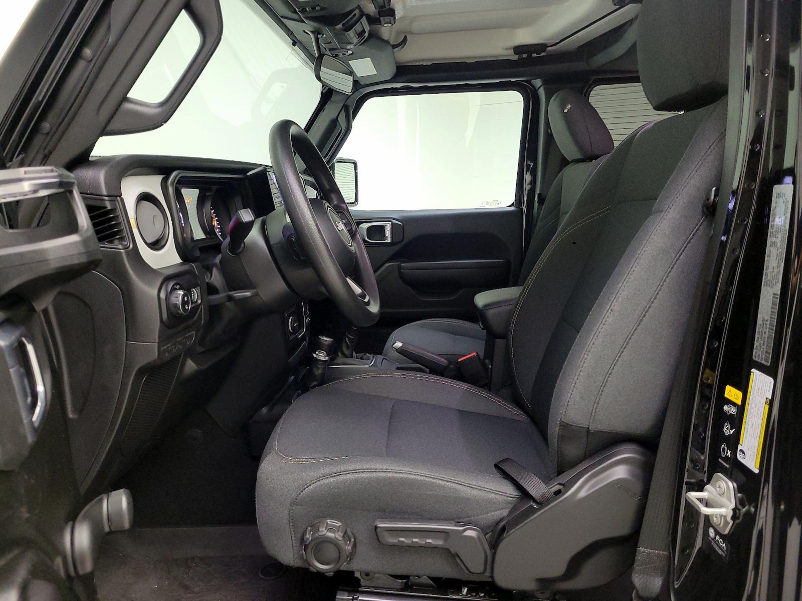 2024 Jeep Gladiator Sport - Photo 12