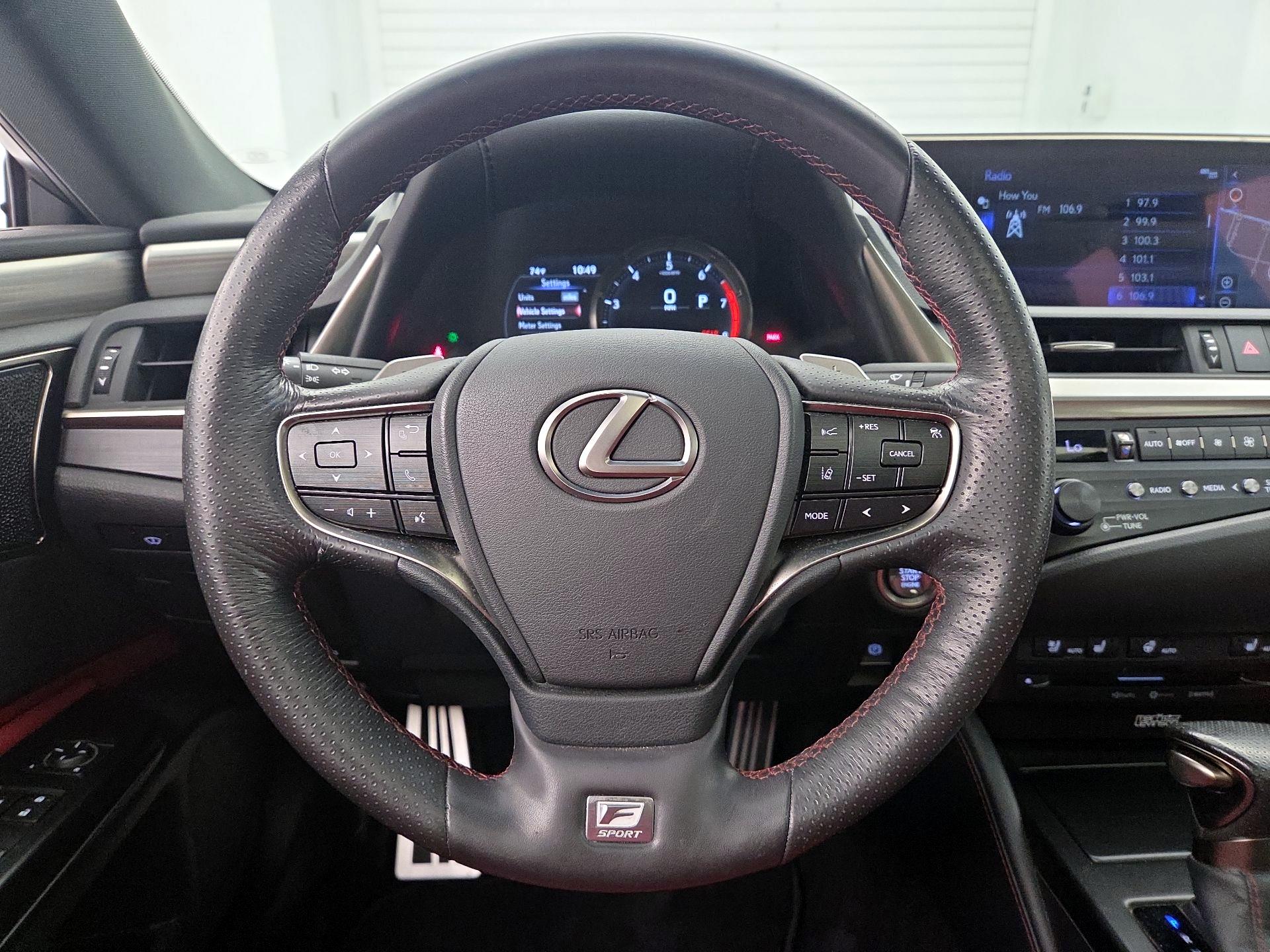 Thumbnail: 2019 Lexus ES - 10