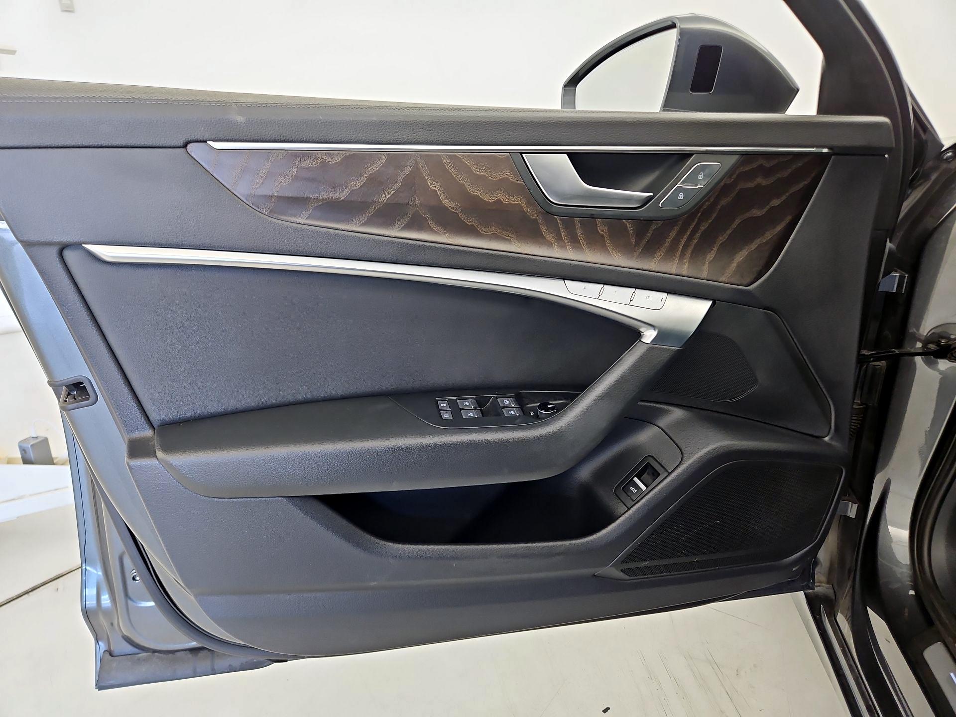 Thumbnail: 2019 Audi A6 - 12