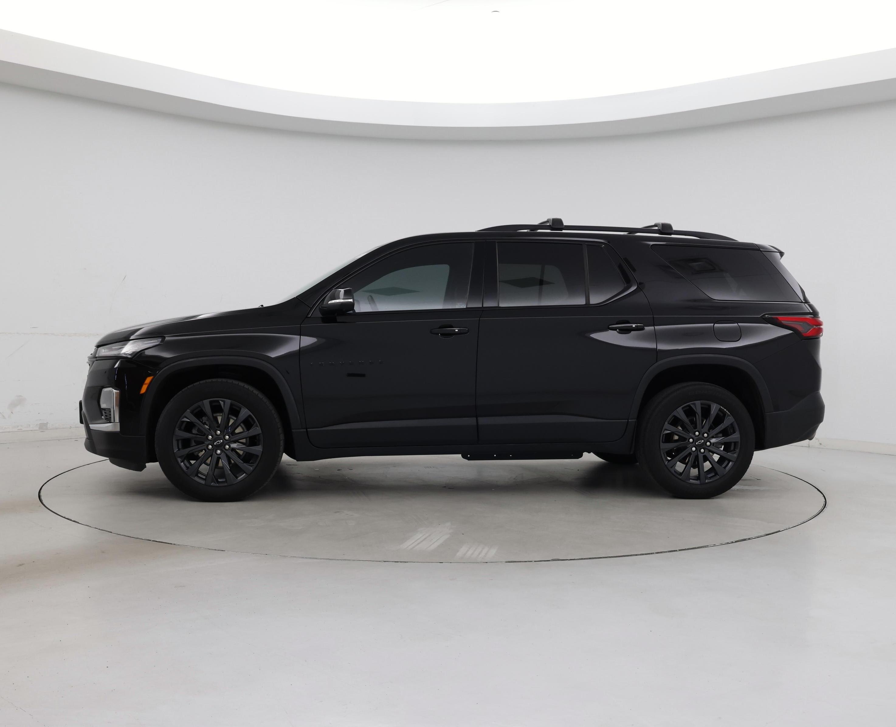 Thumbnail: 2022 Chevrolet Traverse - 3