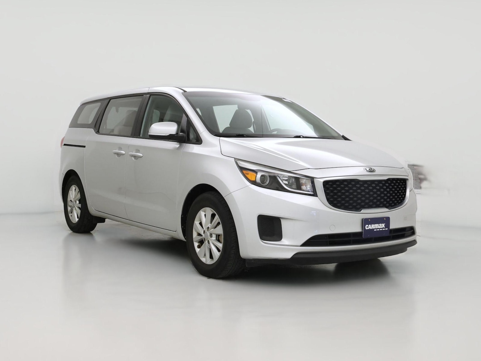 2016 Kia Sedona L - Photo 1