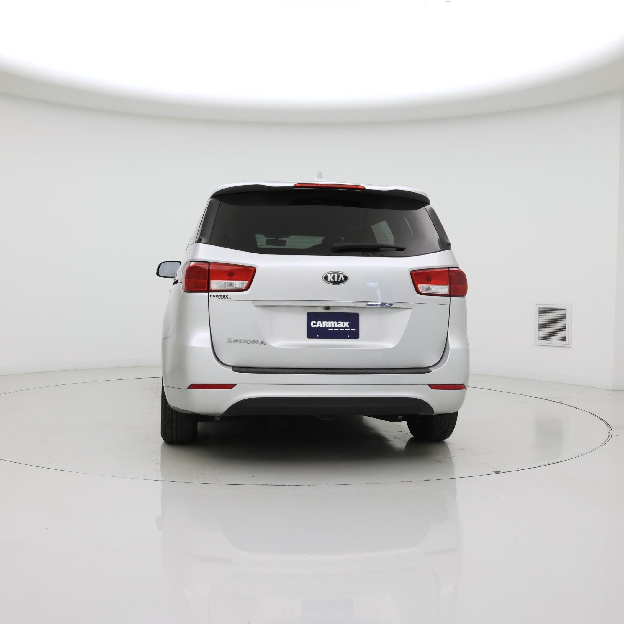 Thumbnail: 2016 Kia Sedona - 6