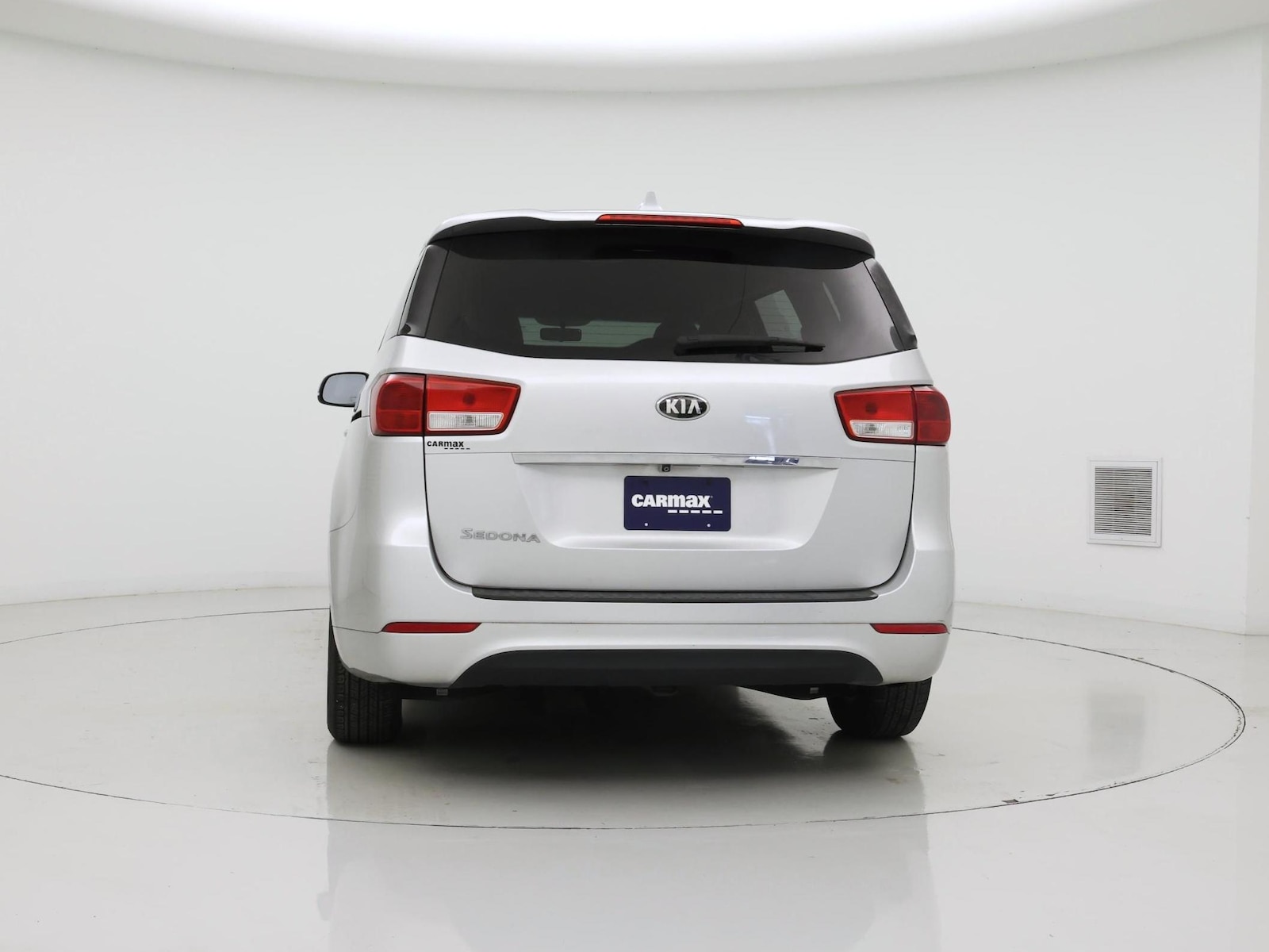 2016 Kia Sedona L - Photo 7