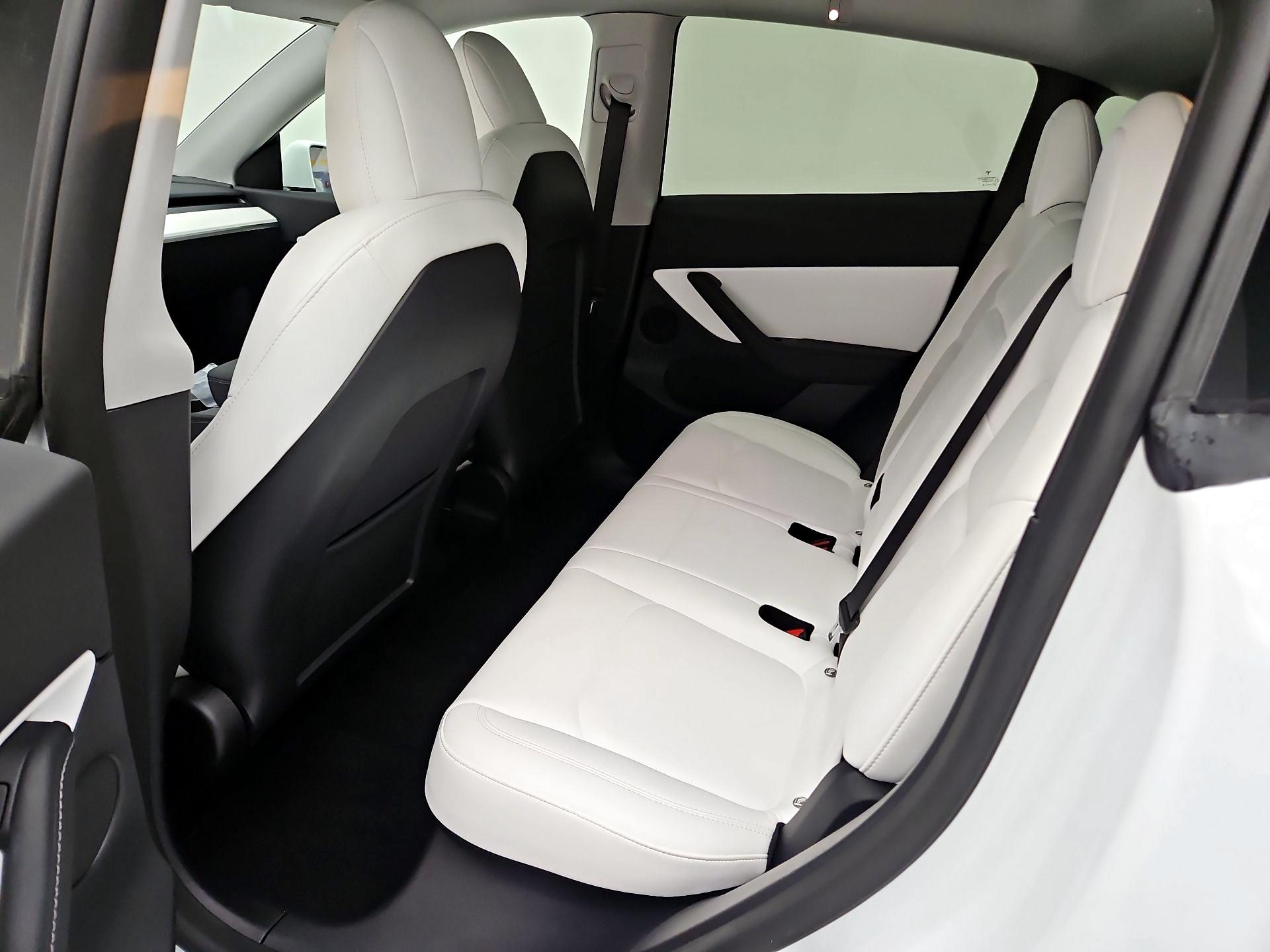 Thumbnail: 2022 Tesla Model Y - 19