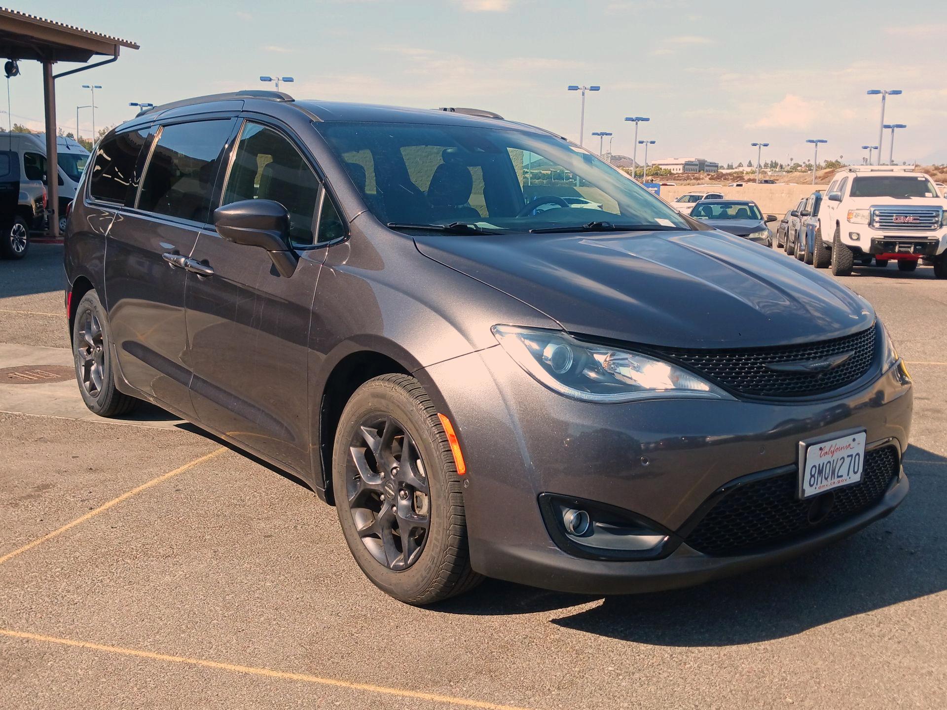 Thumbnail: 2019 Chrysler Pacifica - 1