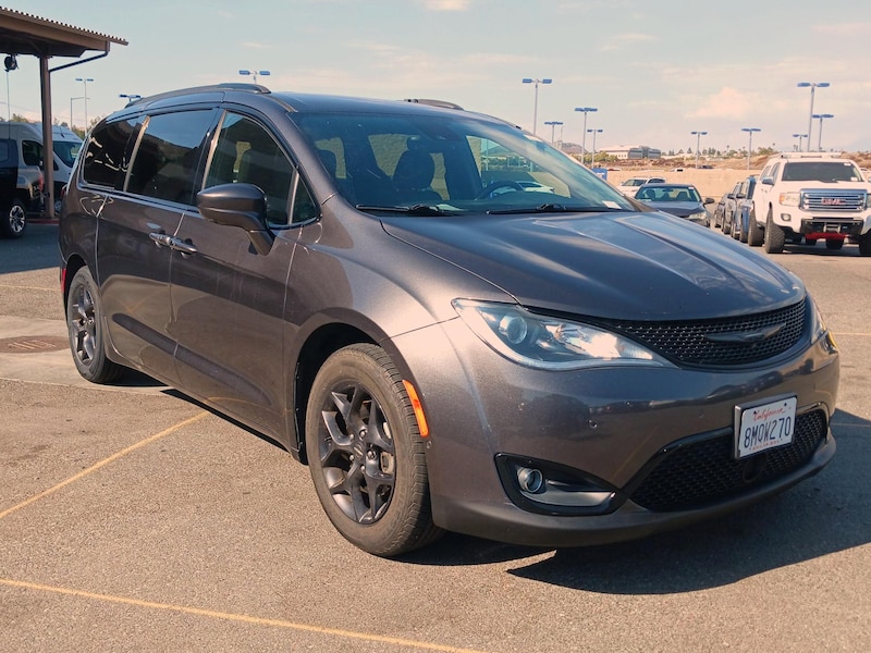 2019 Chrysler Pacifica Touring Plus
