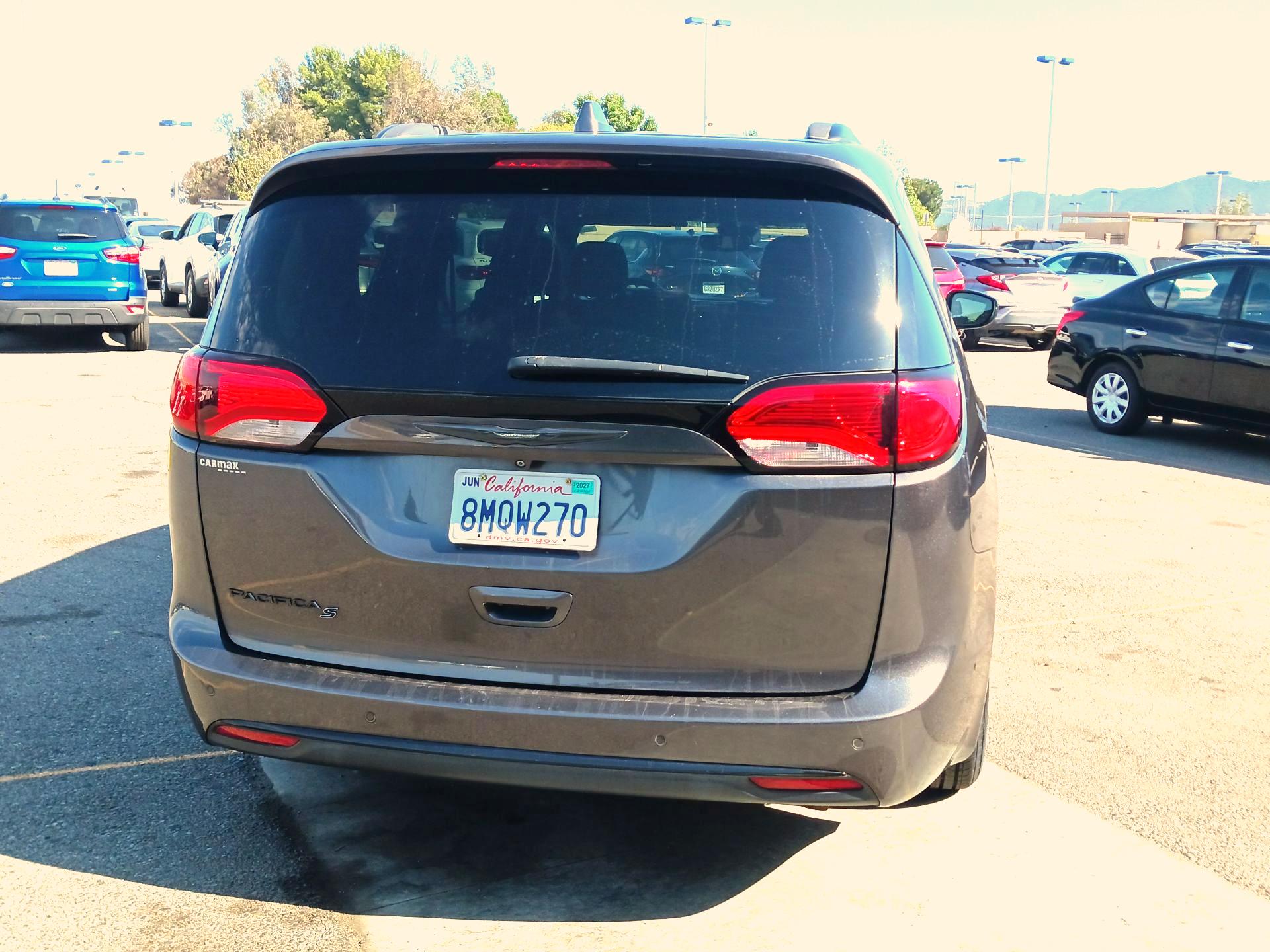 Thumbnail: 2019 Chrysler Pacifica - 6