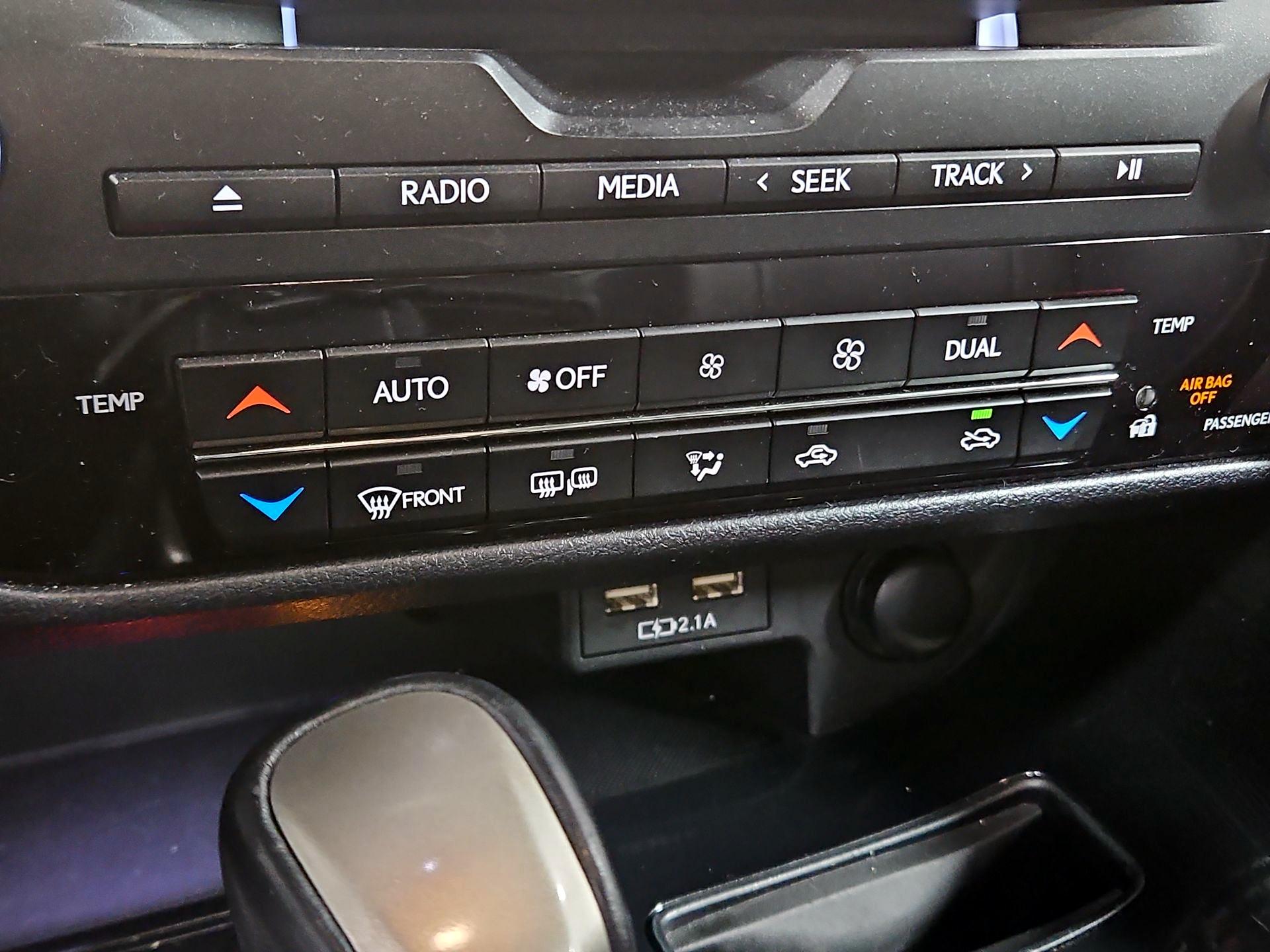 Thumbnail: 2020 Lexus RX - 16