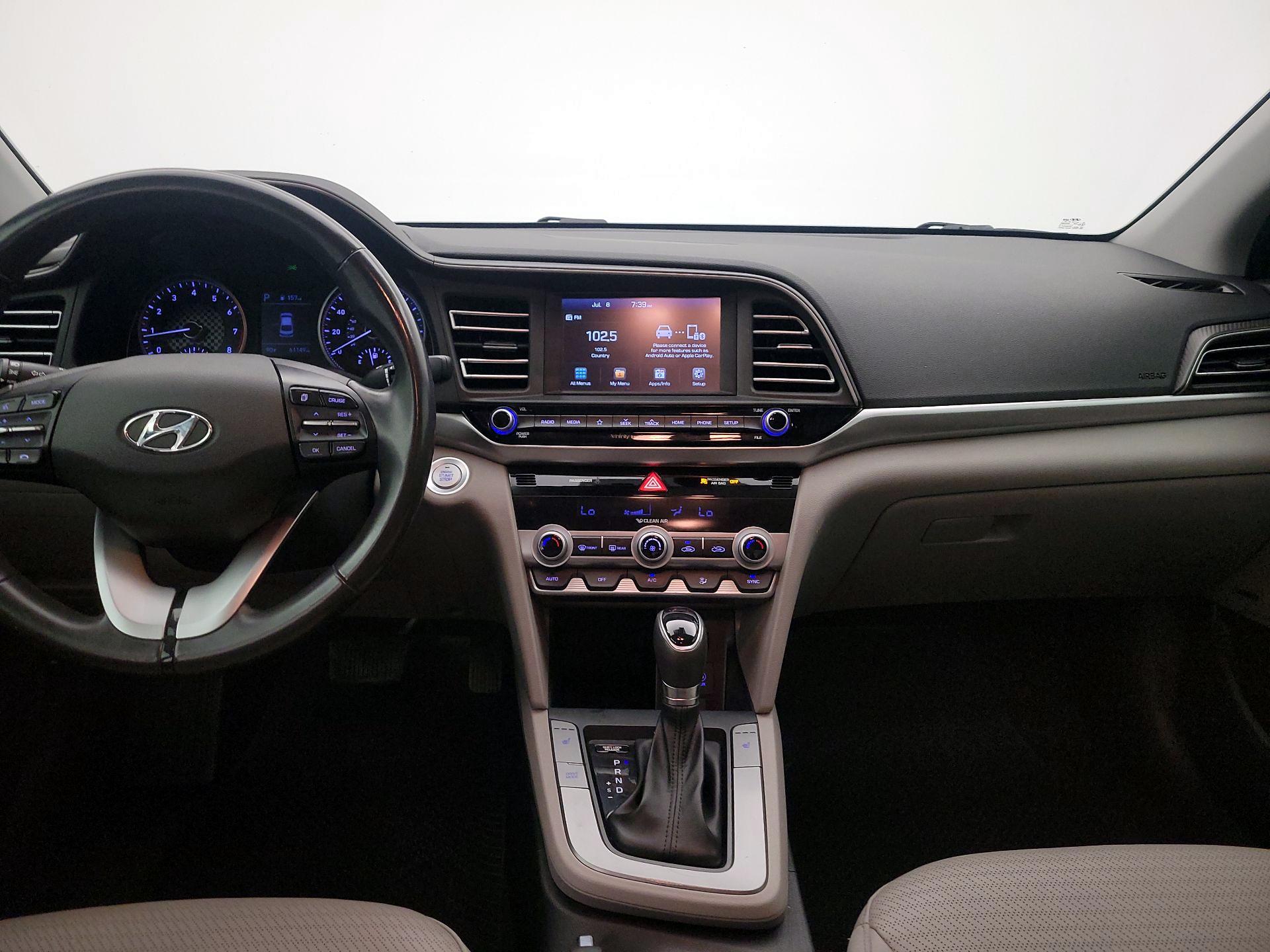 Thumbnail: 2019 Hyundai Elantra - 9