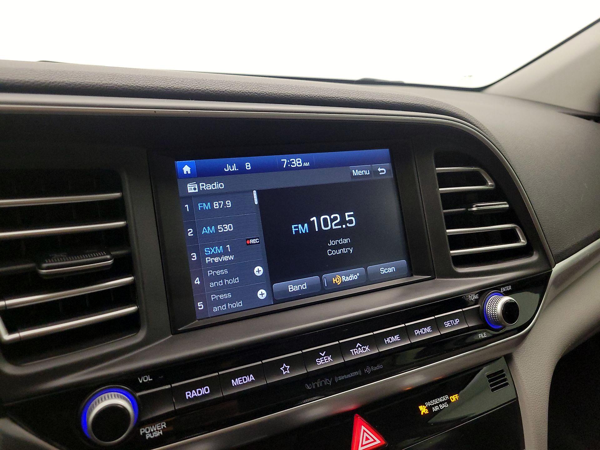 Thumbnail: 2019 Hyundai Elantra - 15