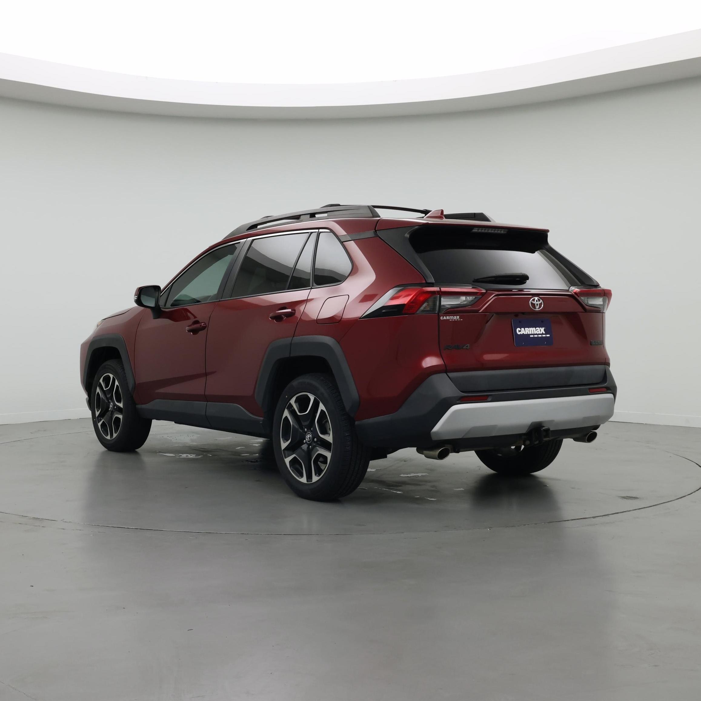 Thumbnail: 2019 Toyota RAV4 - 2