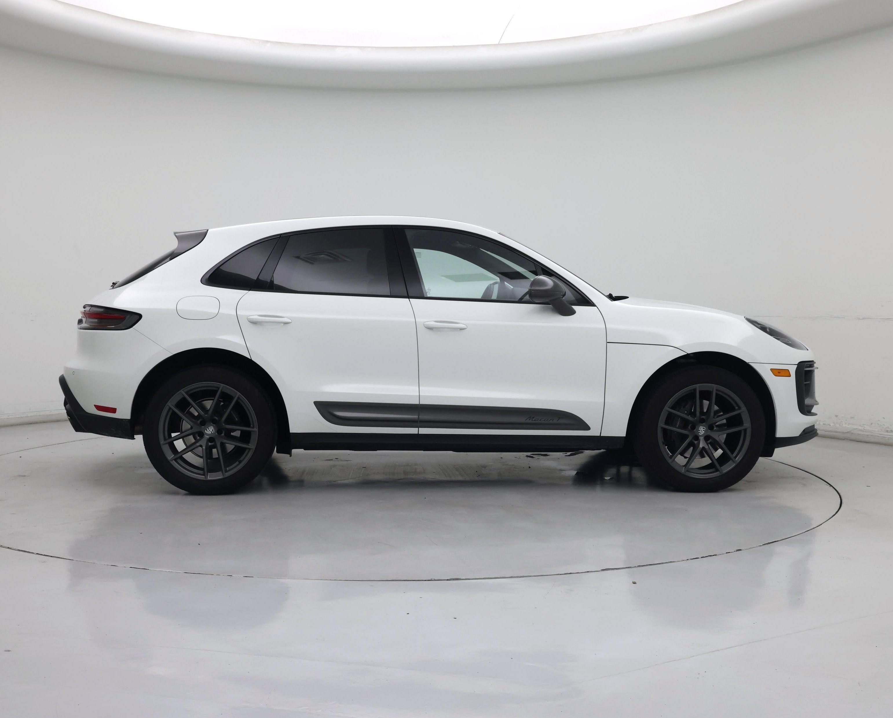 Thumbnail: 2024 Porsche Macan - 7
