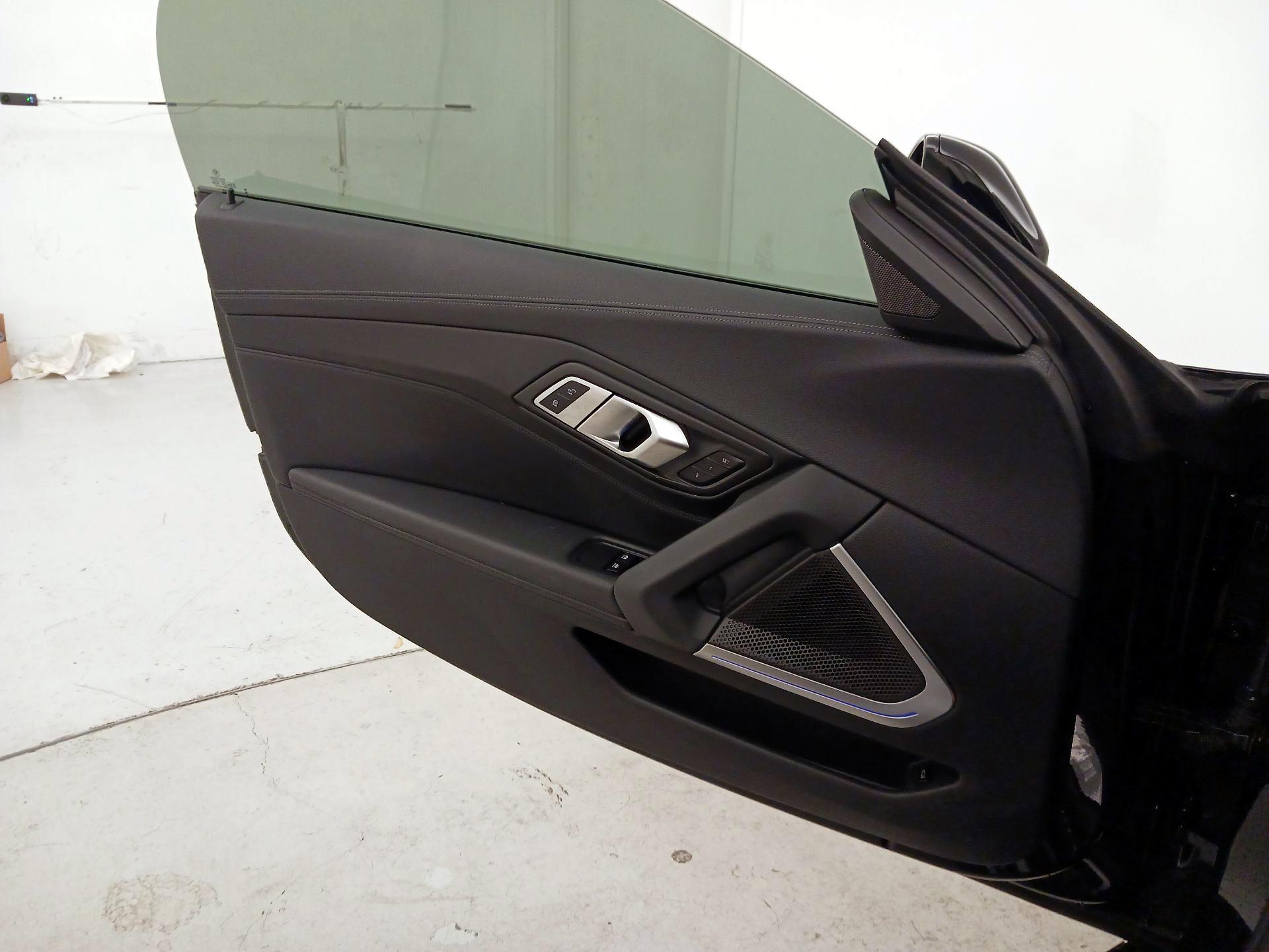 Thumbnail: 2023 BMW Z4 - 12