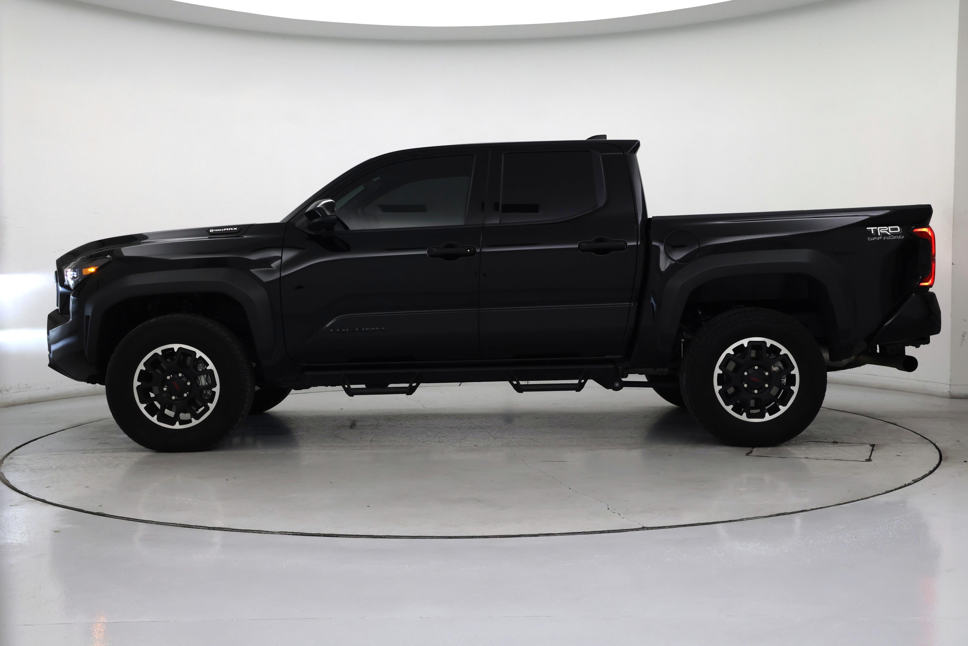 Thumbnail: 2025 Toyota Tacoma - 3