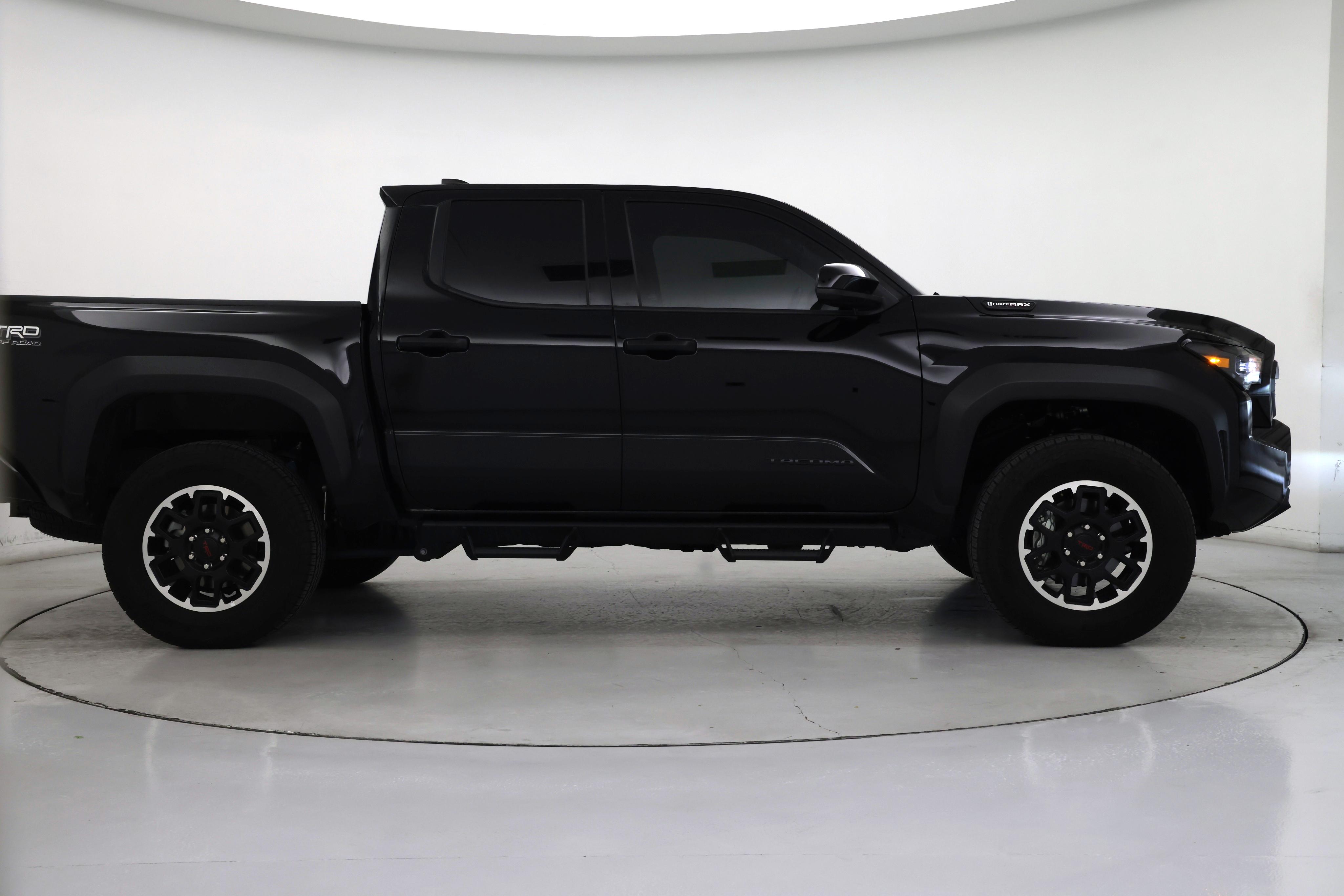 Thumbnail: 2025 Toyota Tacoma - 7