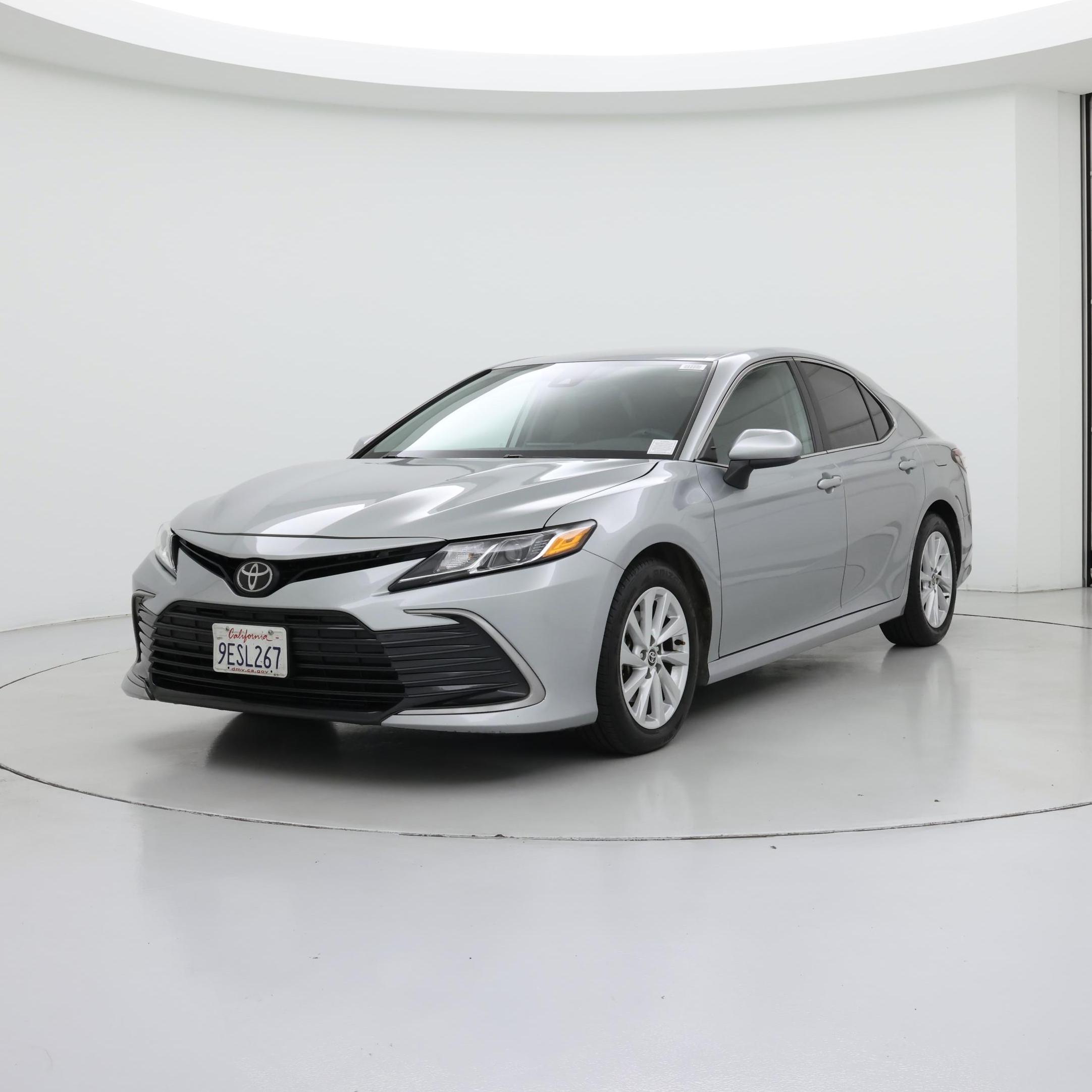 Thumbnail: 2023 Toyota Camry - 4