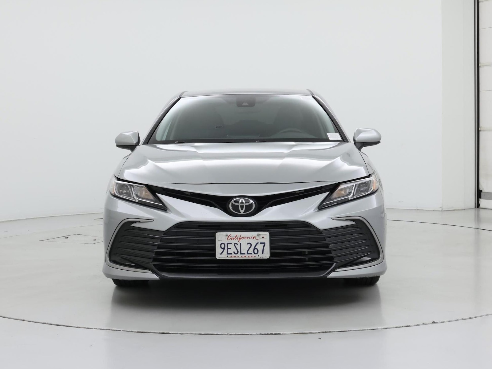 2023 Toyota Camry LE - Photo 6