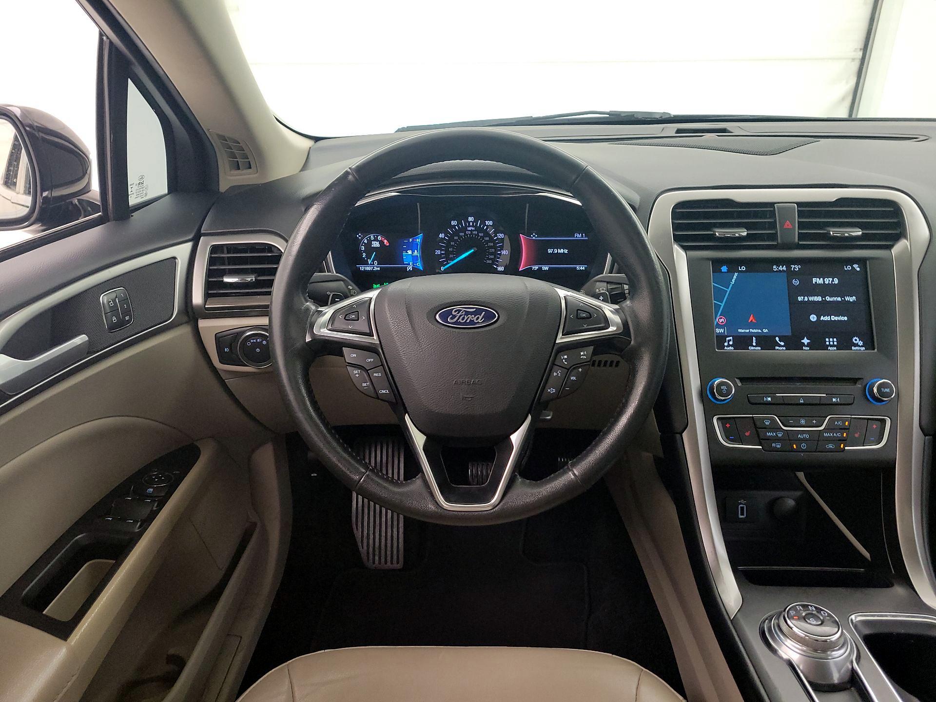 Thumbnail: 2017 Ford Fusion - 10