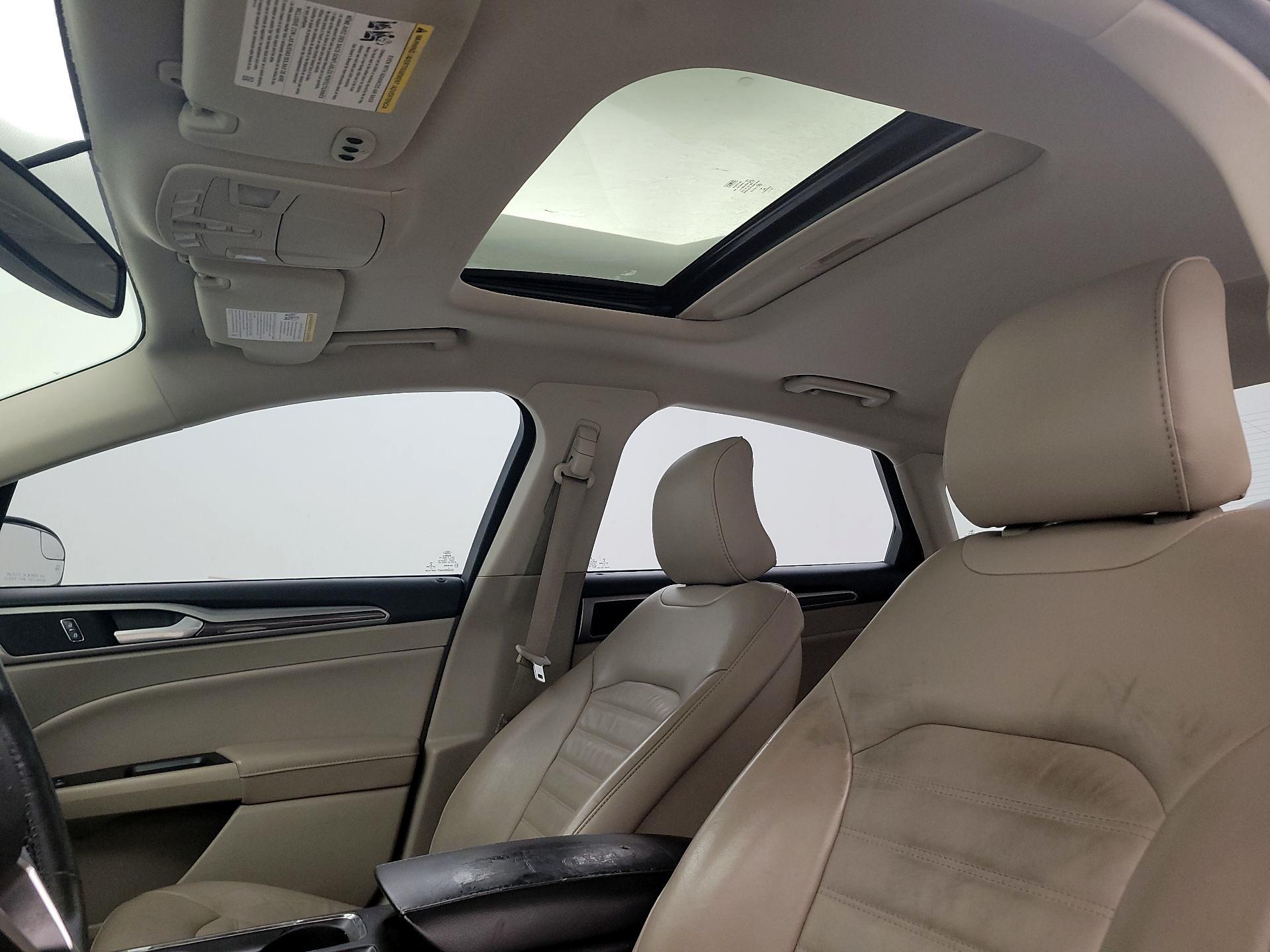 Thumbnail: 2017 Ford Fusion - 18