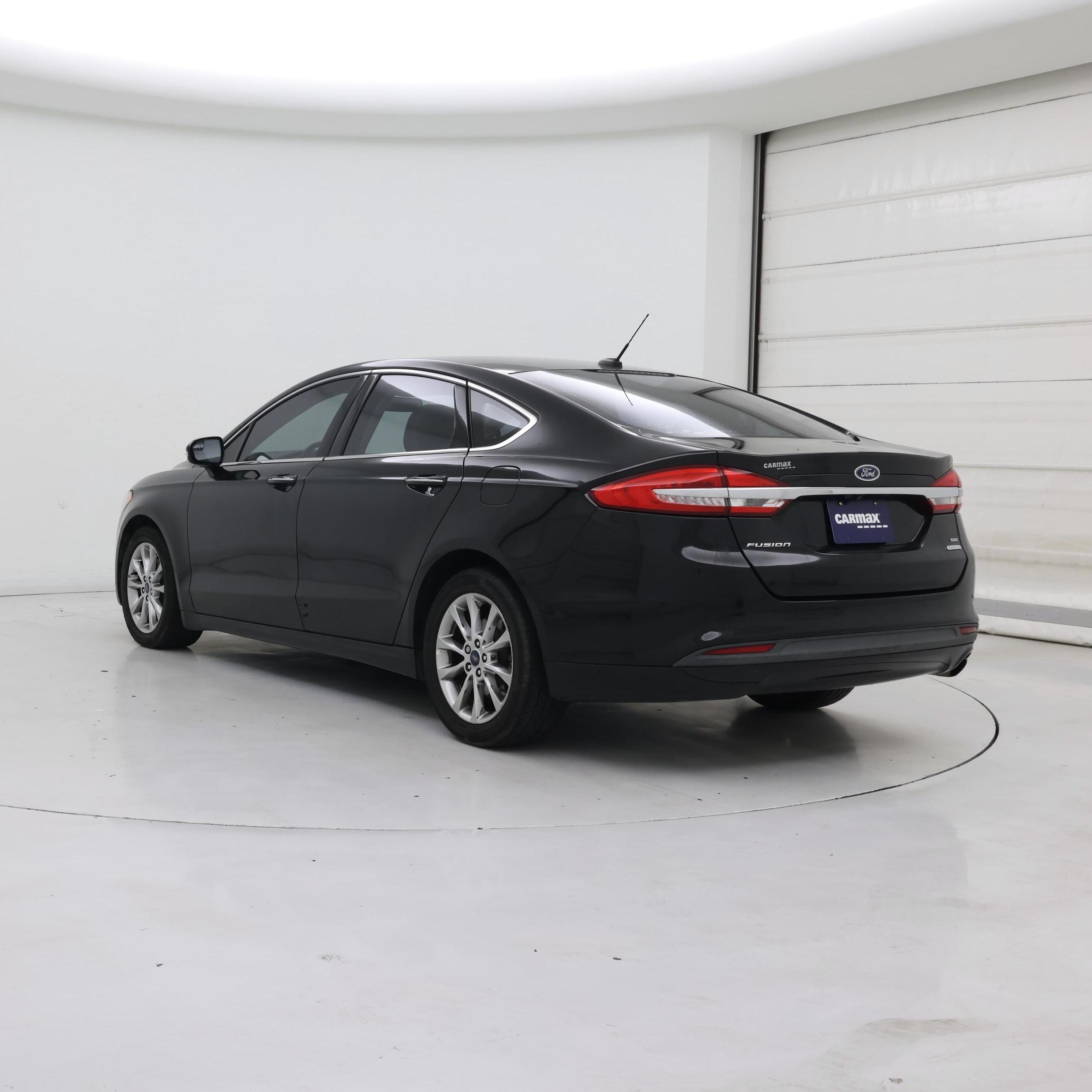 Thumbnail: 2017 Ford Fusion - 2