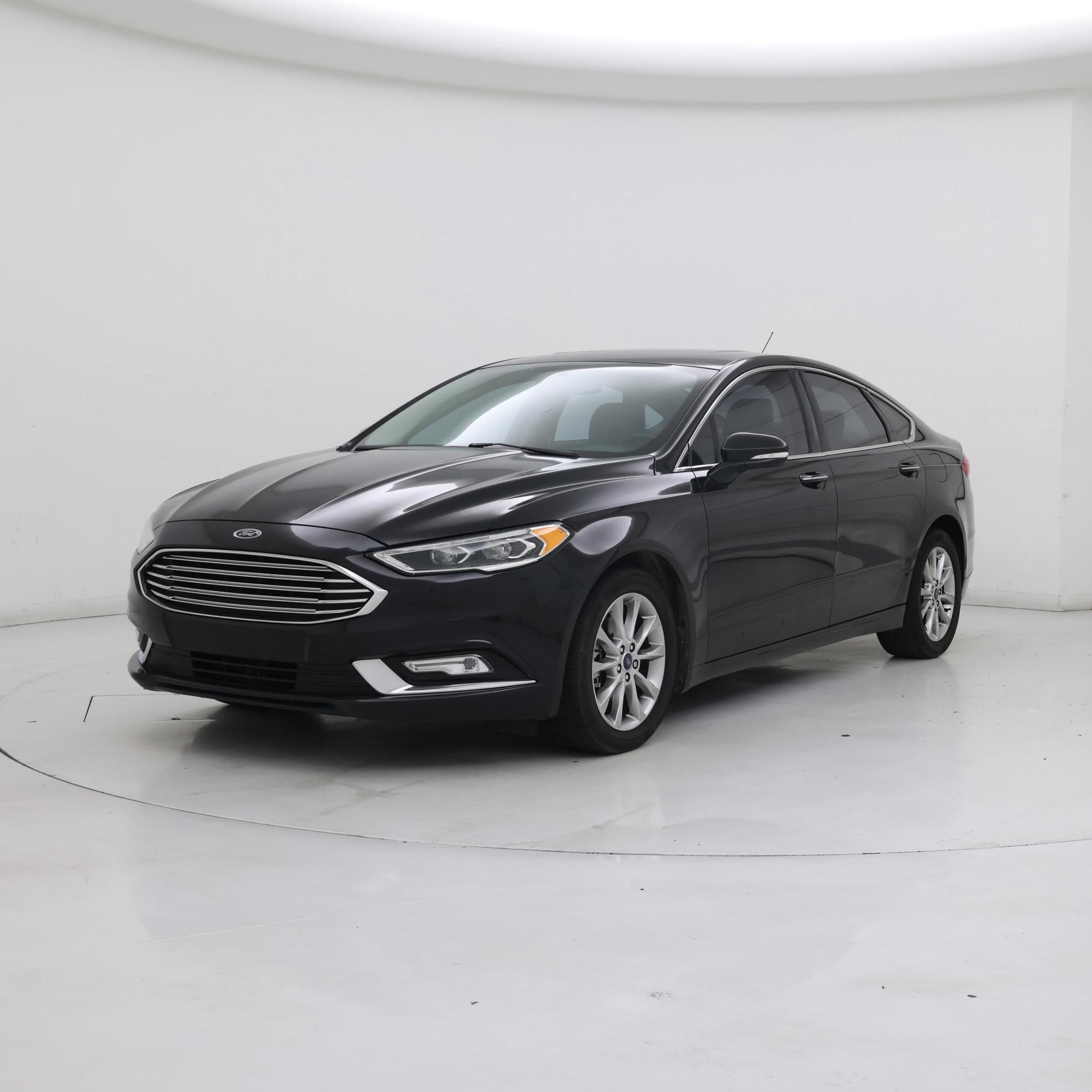 Thumbnail: 2017 Ford Fusion - 4