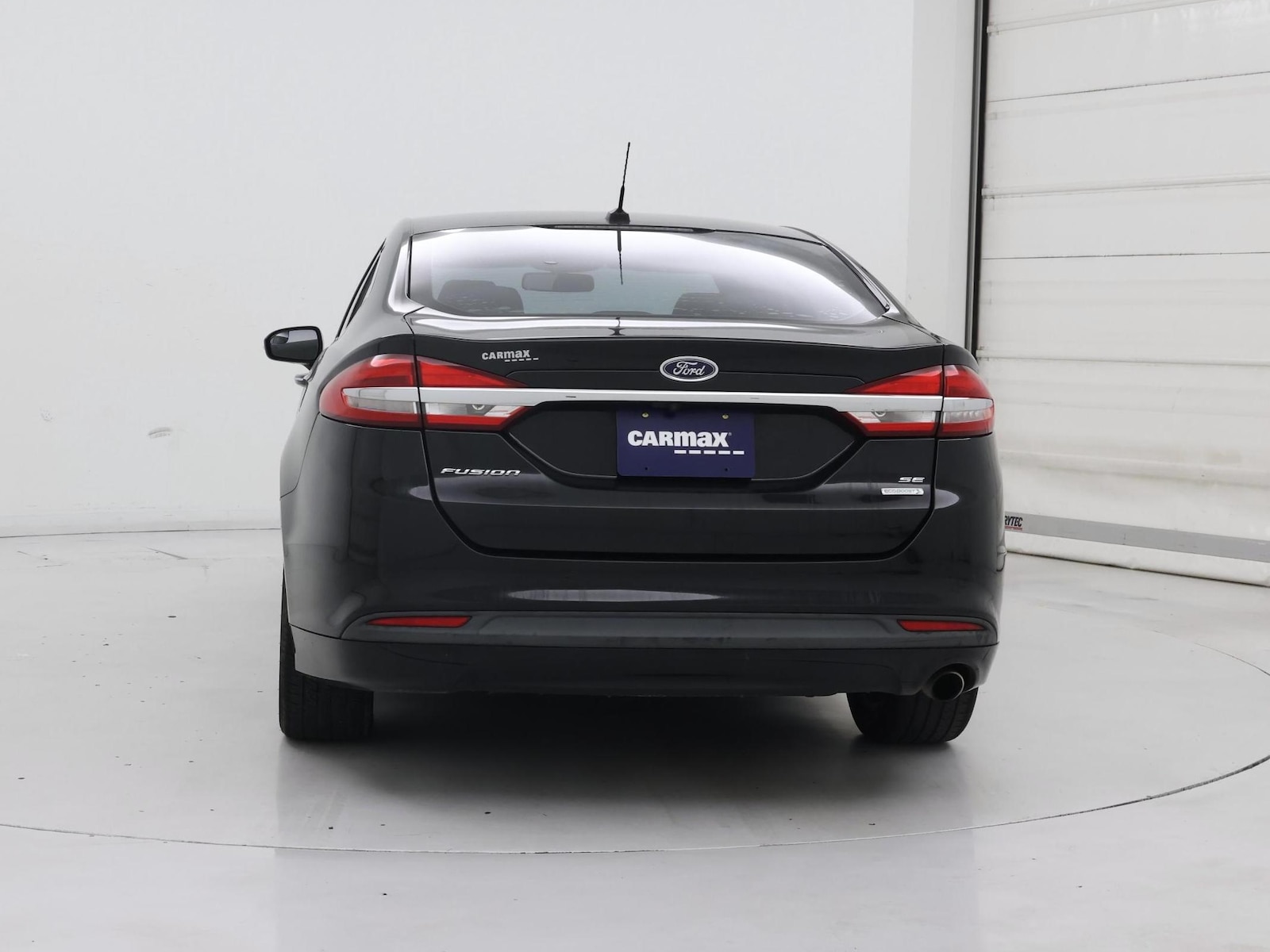 2017 Ford Fusion SE - Photo 7