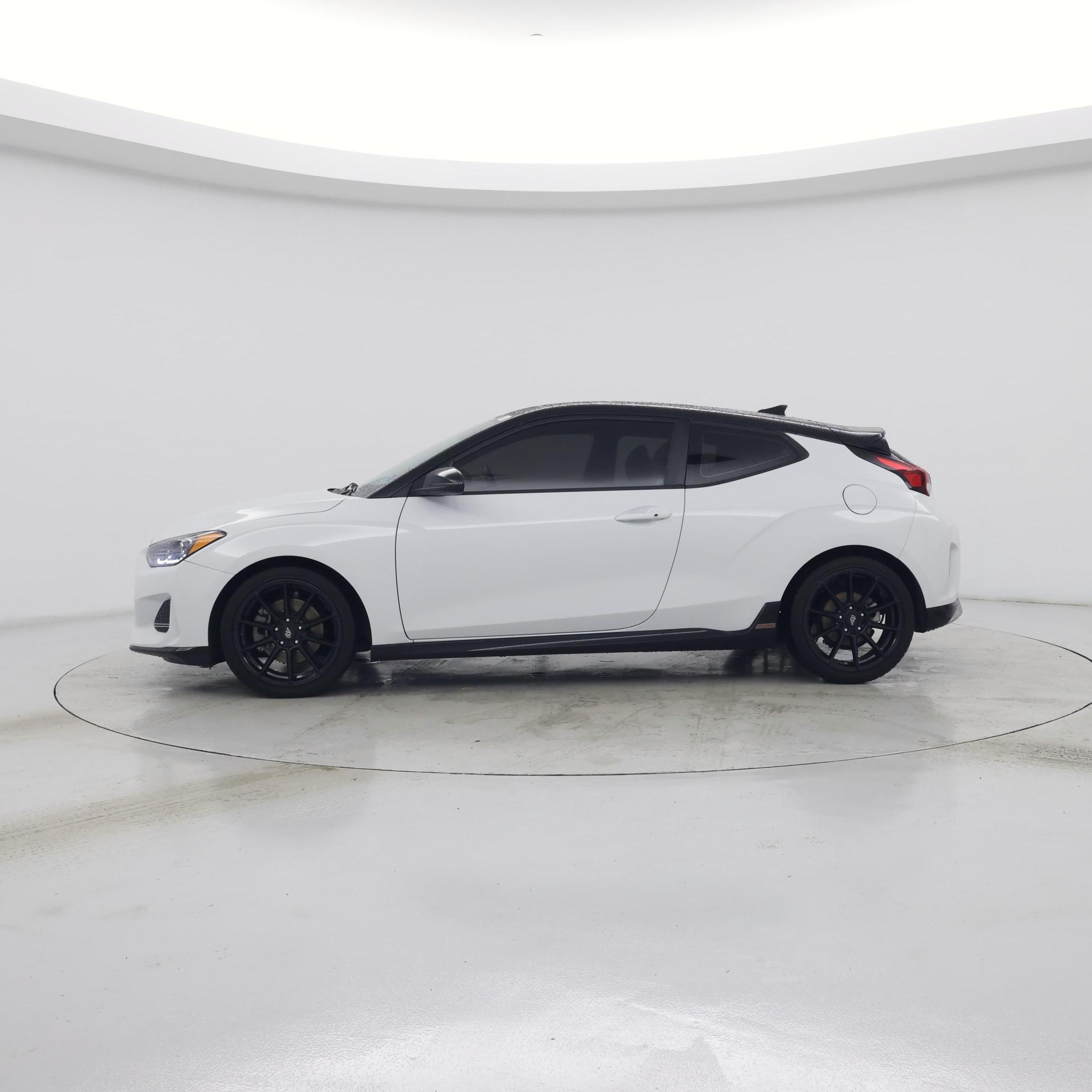 Thumbnail: 2020 Hyundai Veloster - 3