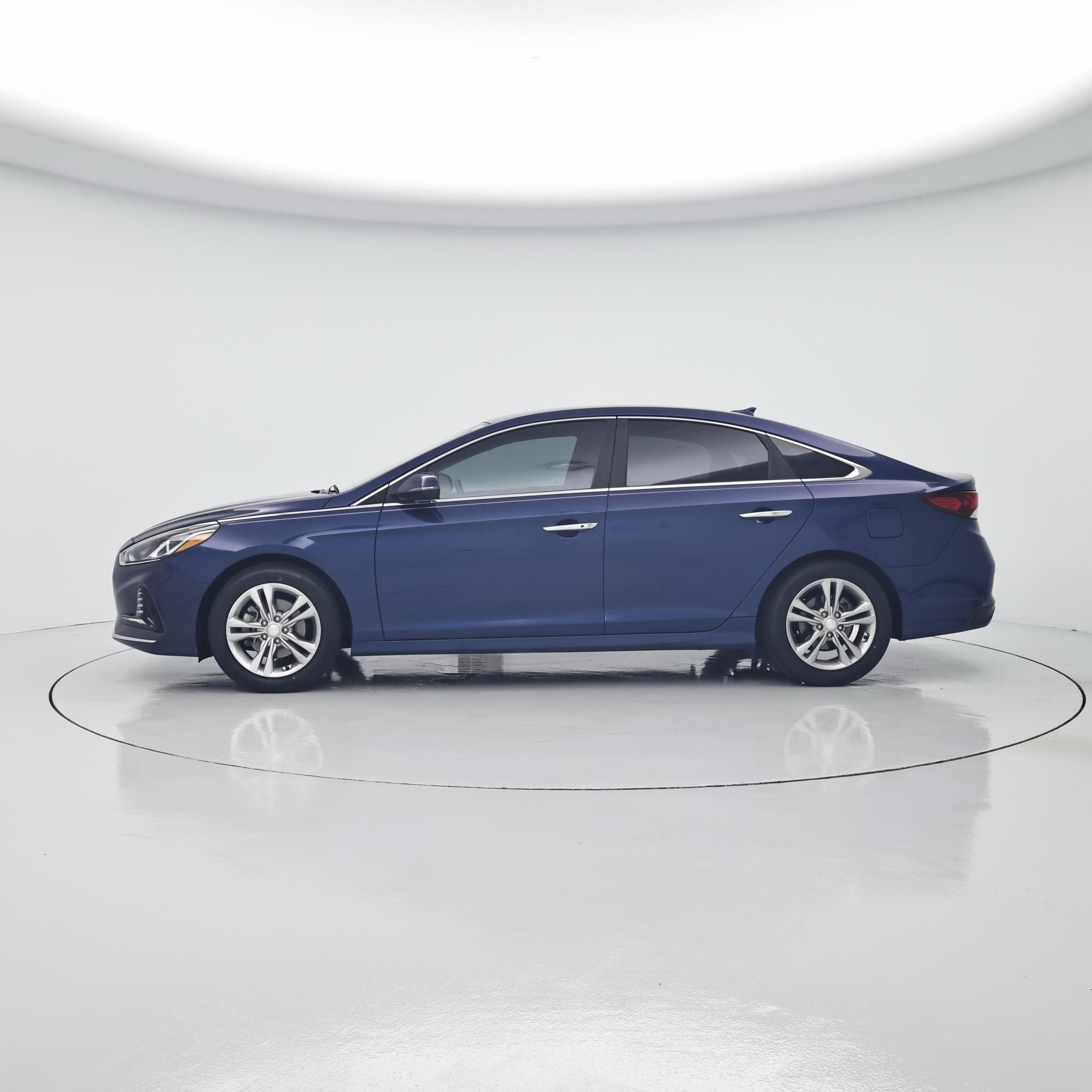 Thumbnail: 2018 Hyundai Sonata - 3
