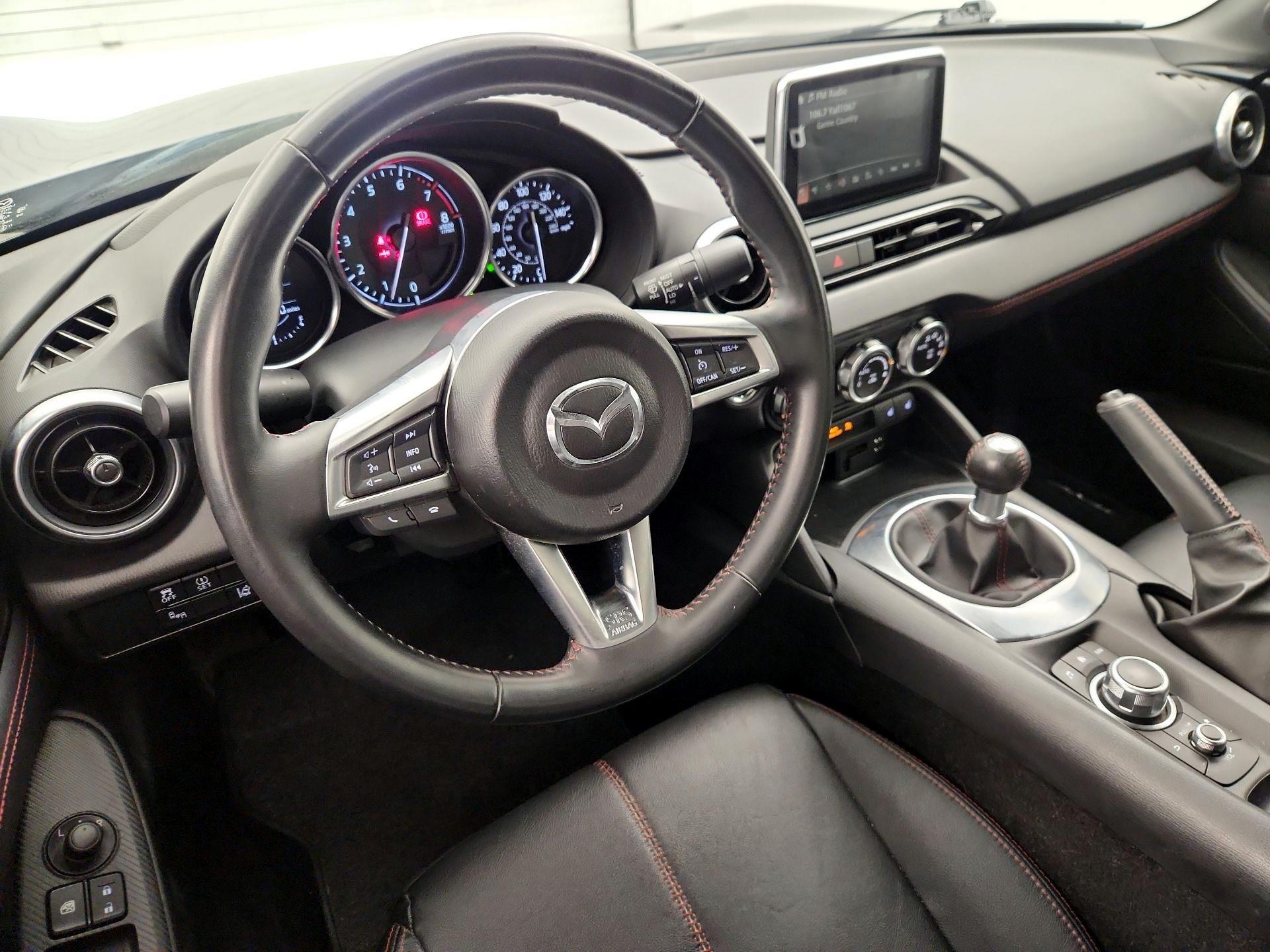 Thumbnail: 2016 Mazda MX-5 Miata - 9