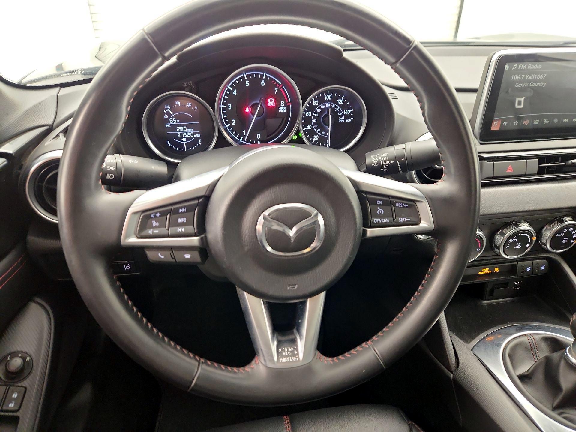 Thumbnail: 2016 Mazda MX-5 Miata - 10