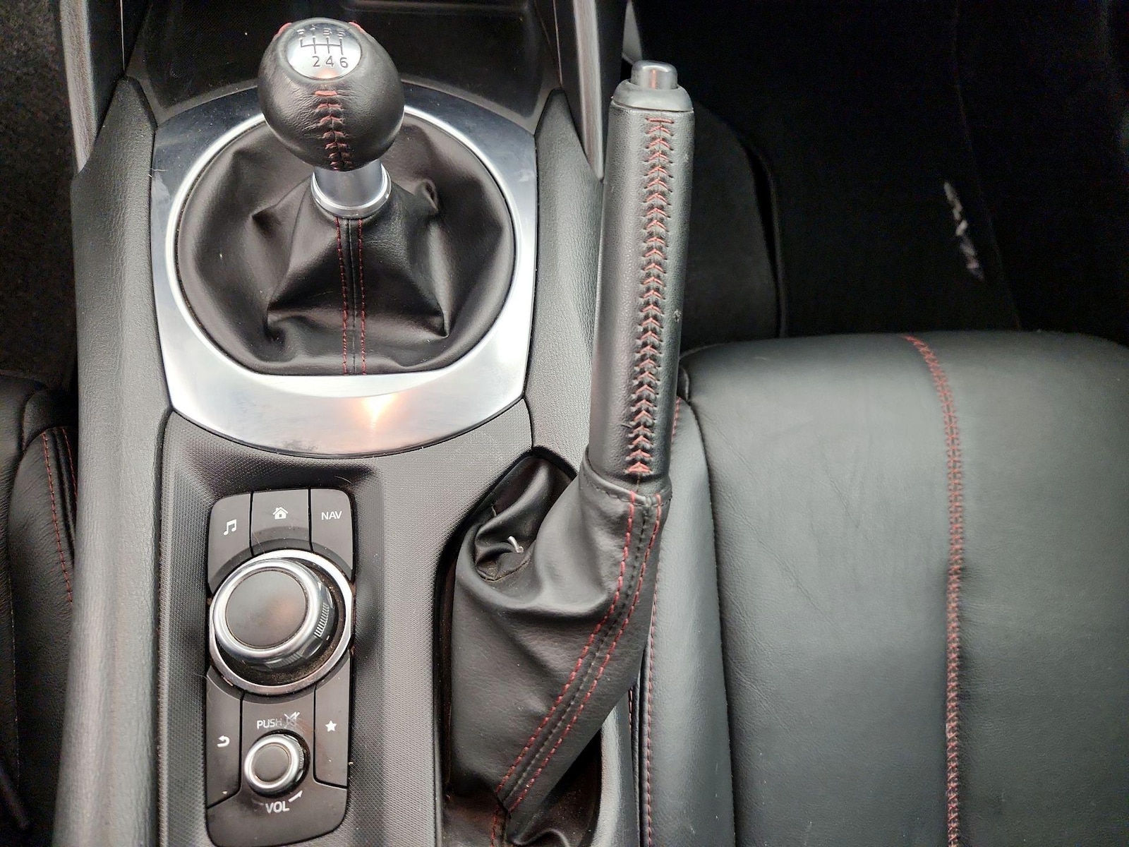 2016 Mazda MX-5 Miata Grand Touring - Photo 17