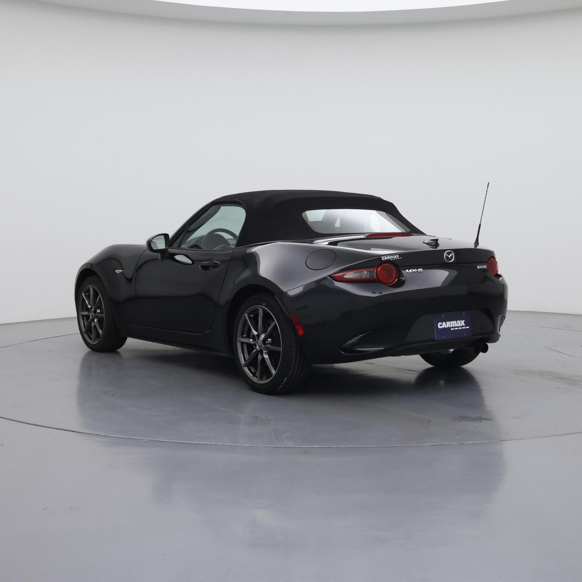 Thumbnail: 2016 Mazda MX-5 Miata - 2