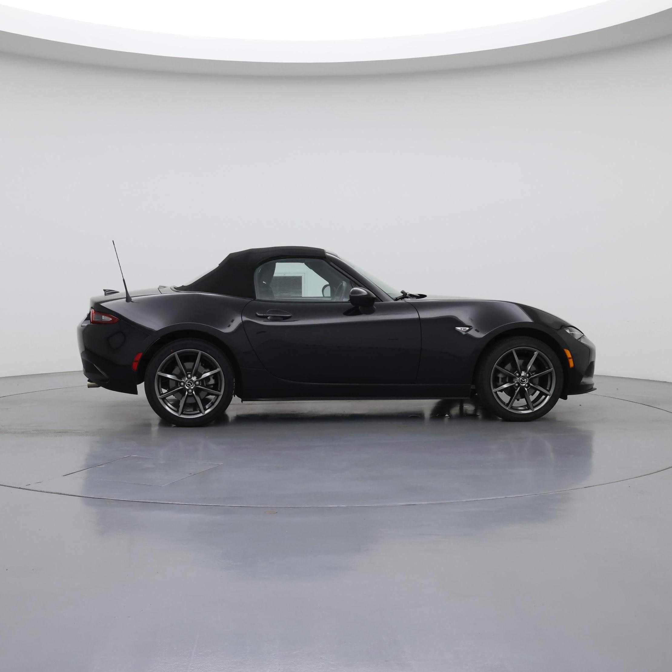 Thumbnail: 2016 Mazda MX-5 Miata - 7