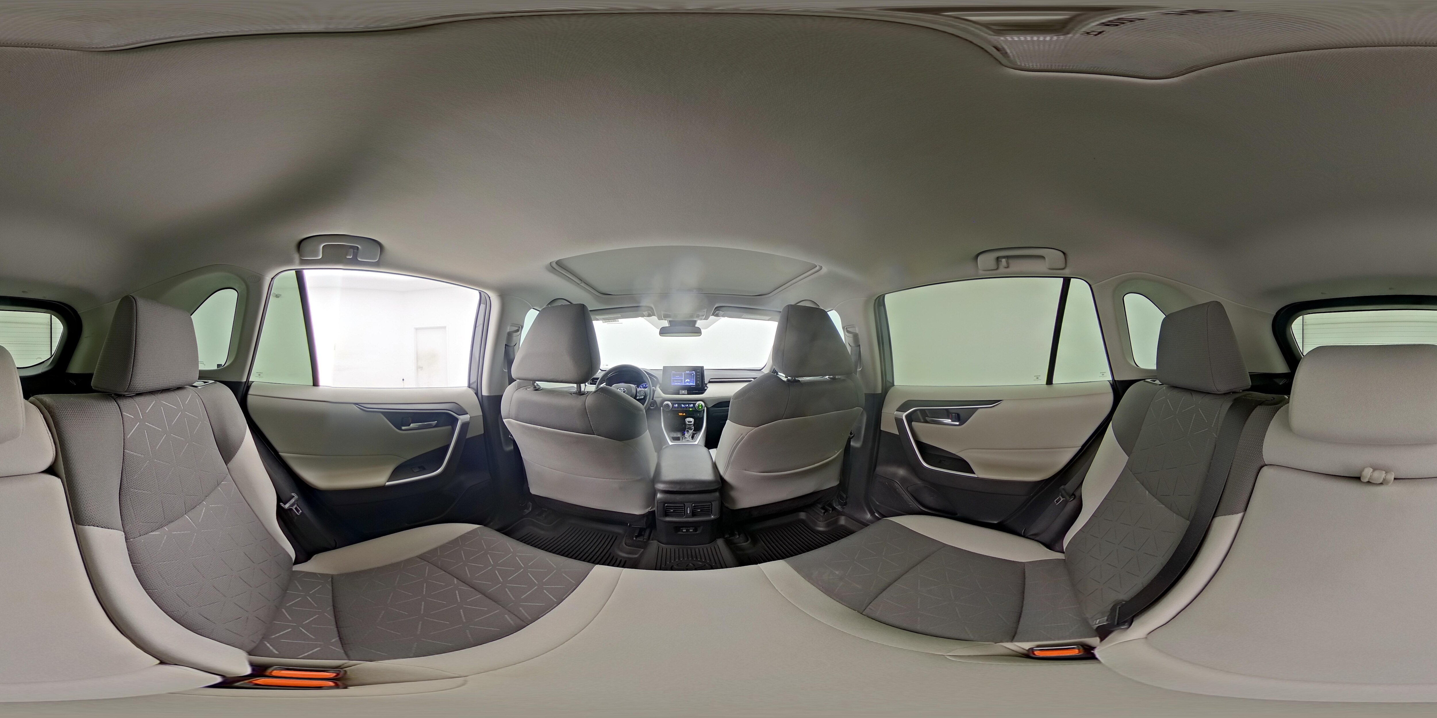 2020 Toyota RAV4 XLE - Photo 26
