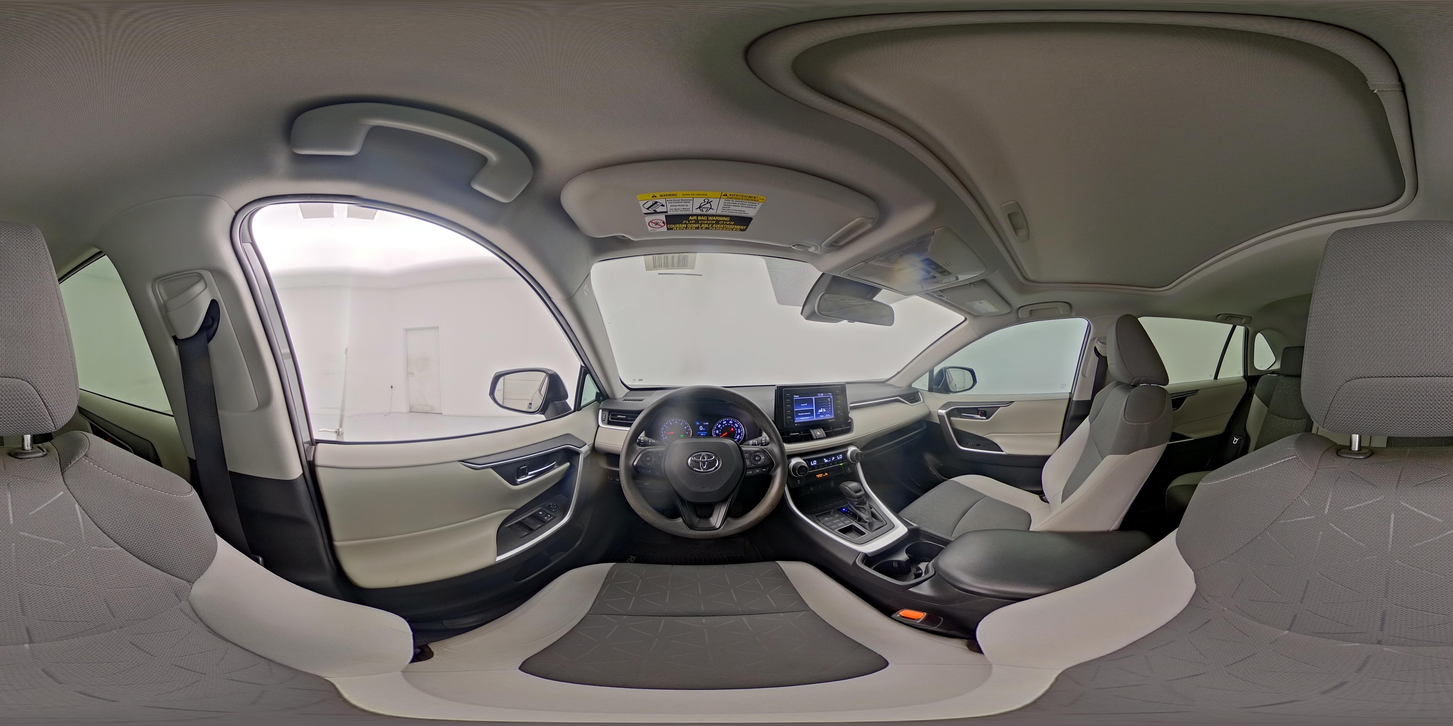 2020 Toyota RAV4 XLE - Photo 27