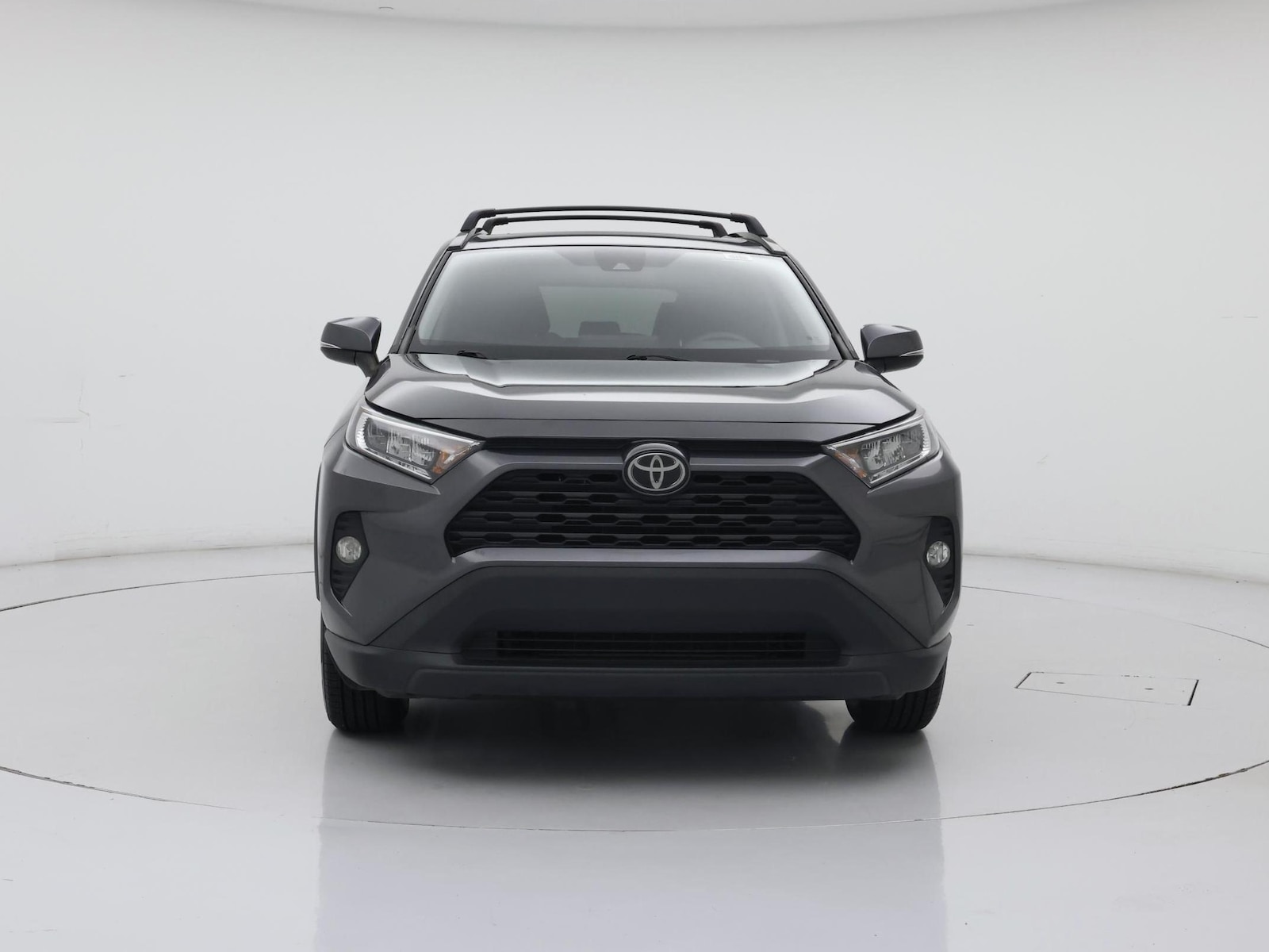 2020 Toyota RAV4 XLE - Photo 6