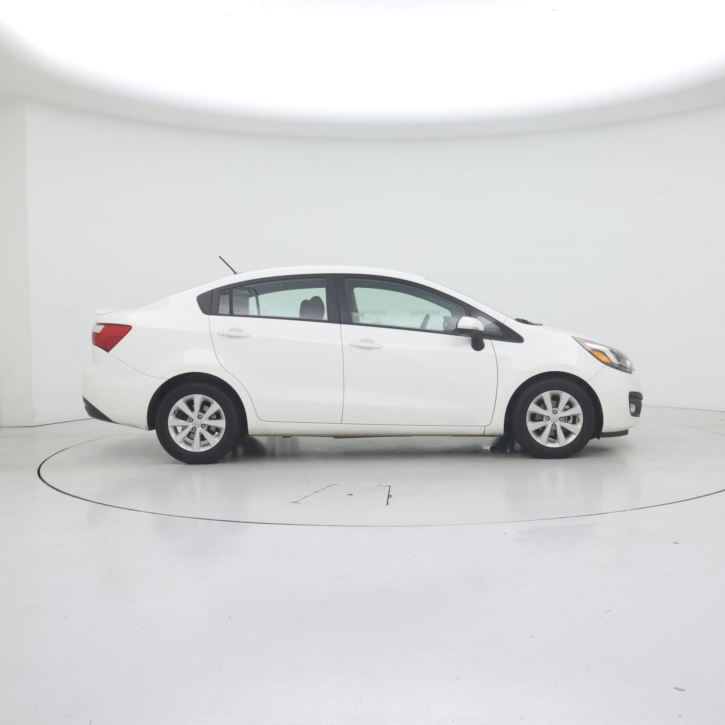 Thumbnail: 2015 Kia Rio - 7
