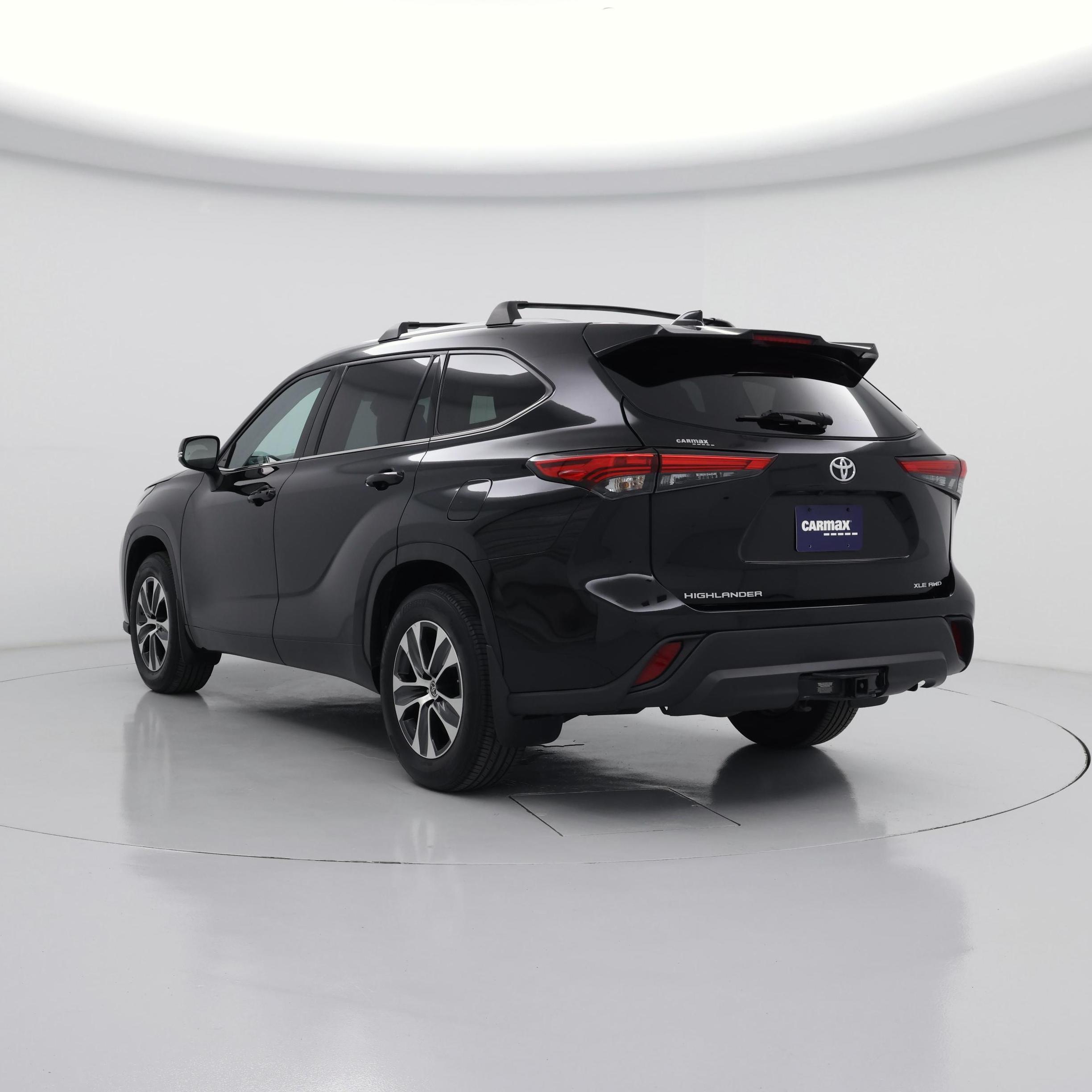 Thumbnail: 2022 Toyota Highlander - 2