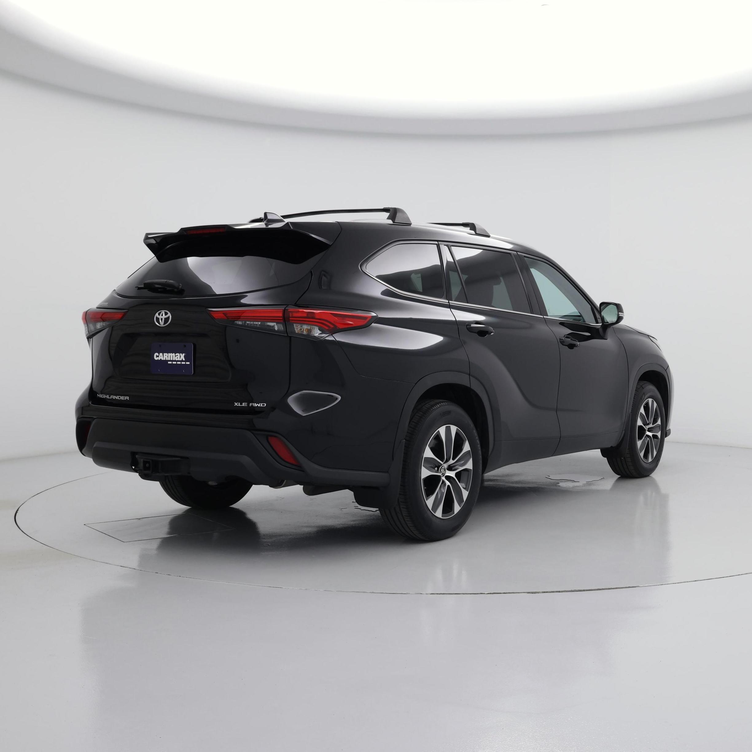 Thumbnail: 2022 Toyota Highlander - 8